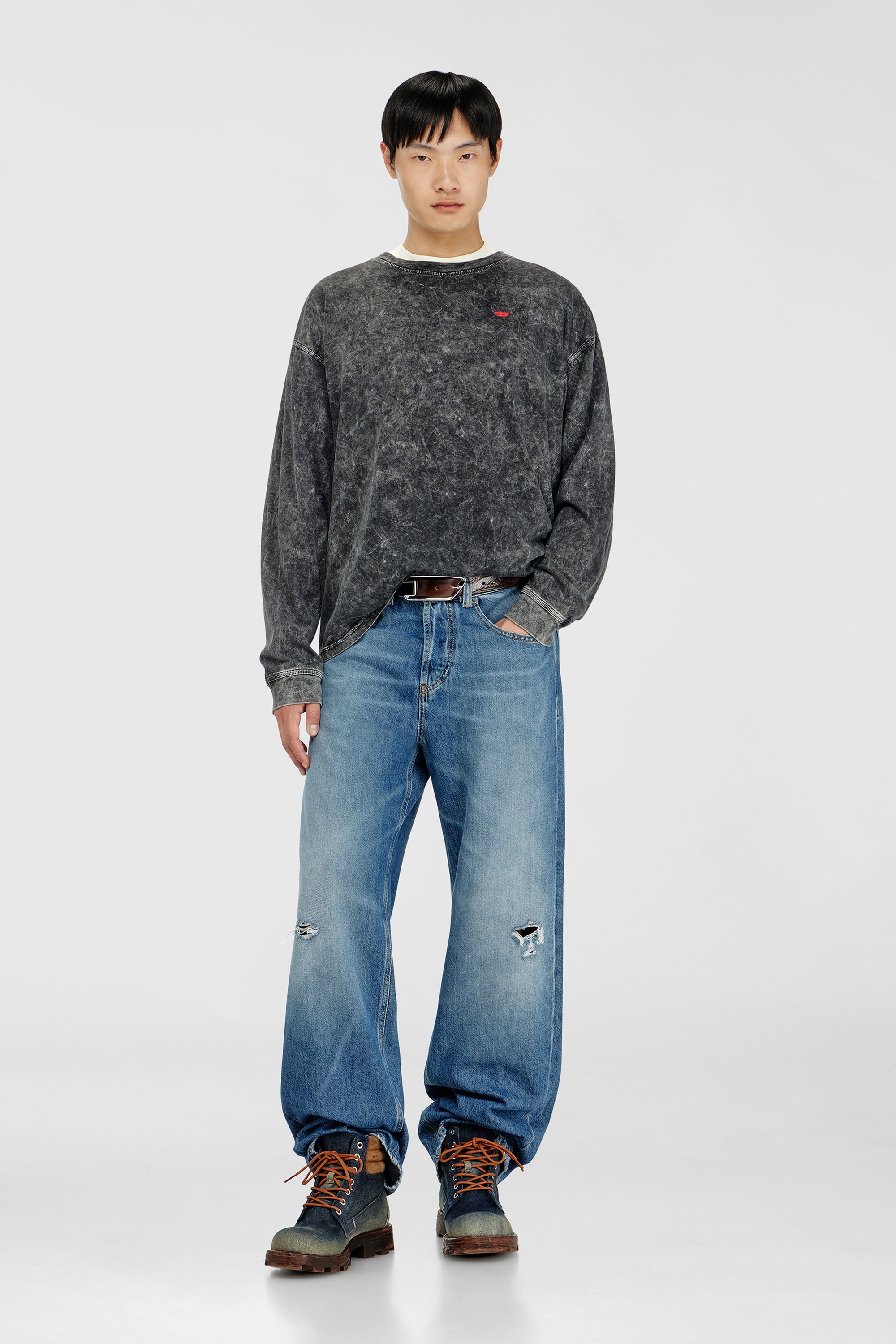 Diesel - T-BOXT-LS-AA5, Herren Langarmshirt mit behandelten Effekt in Dunkelgrau - 2