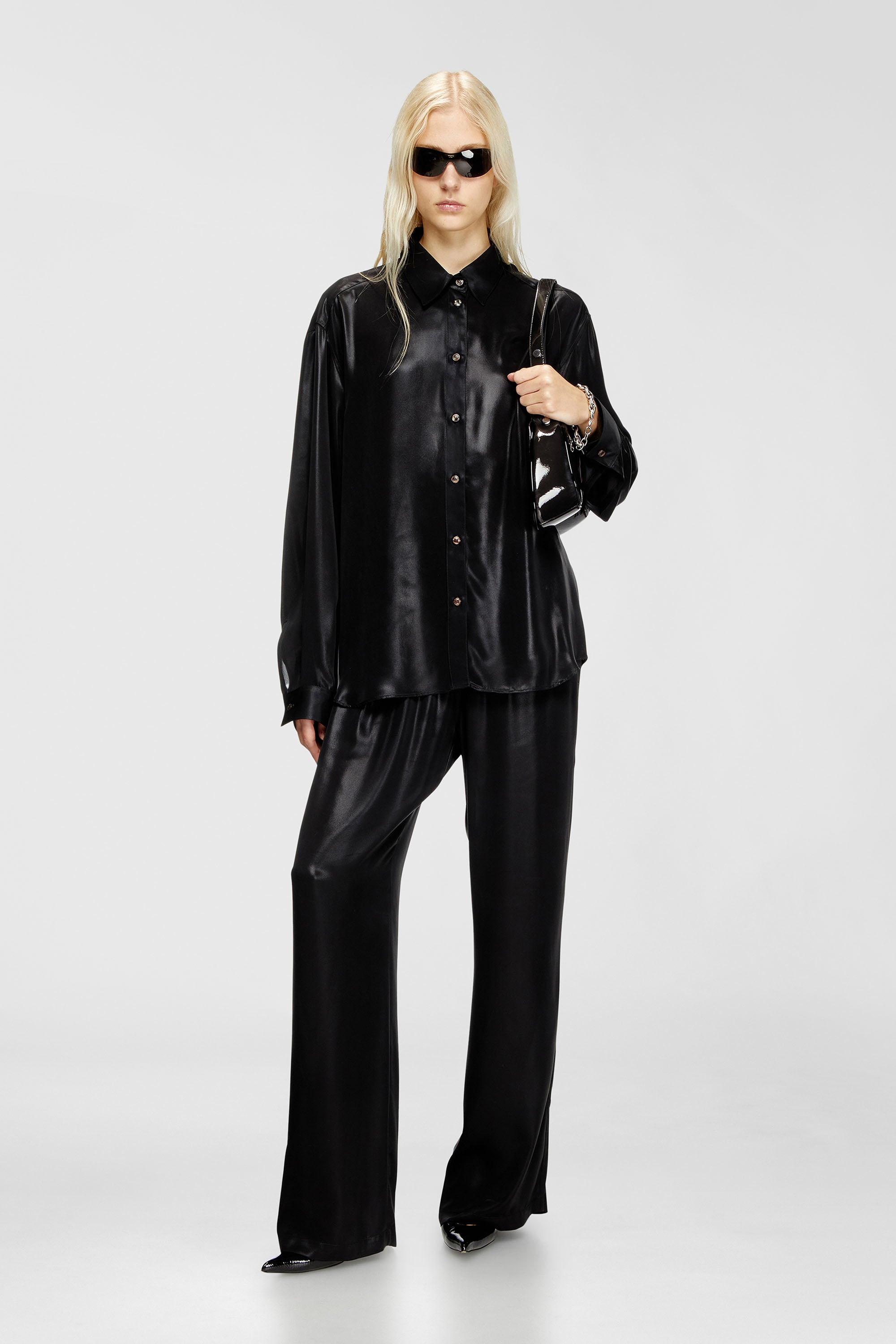 Diesel - P-DREYER-C-WN-Q1, Damen Track-Hose aus Satin in Schwarz - 1