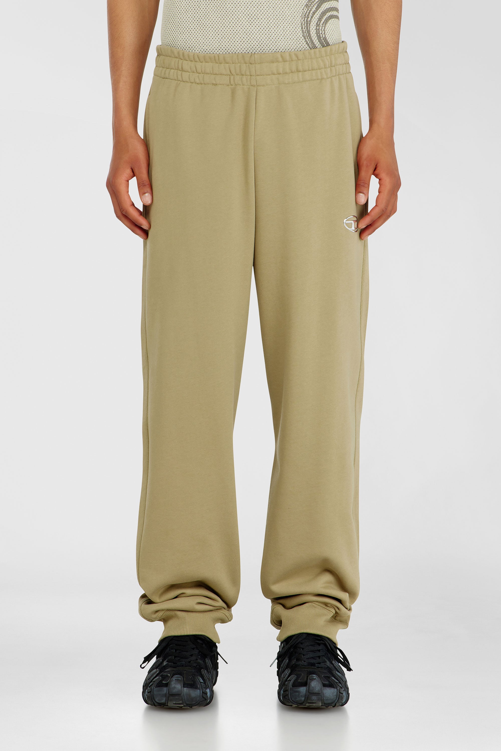 Diesel - P-MARKY-IOD, Herren Baumwollsweatpants mit metallischem Oval D in Beige - 1