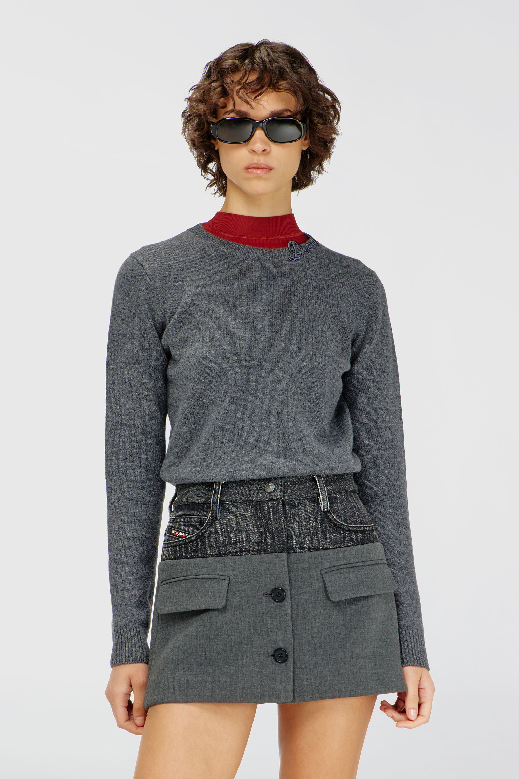 Diesel - M-IMARA, Damen Wollpullover mit gesticktem Logo am Ausschnitt in Grau - 1