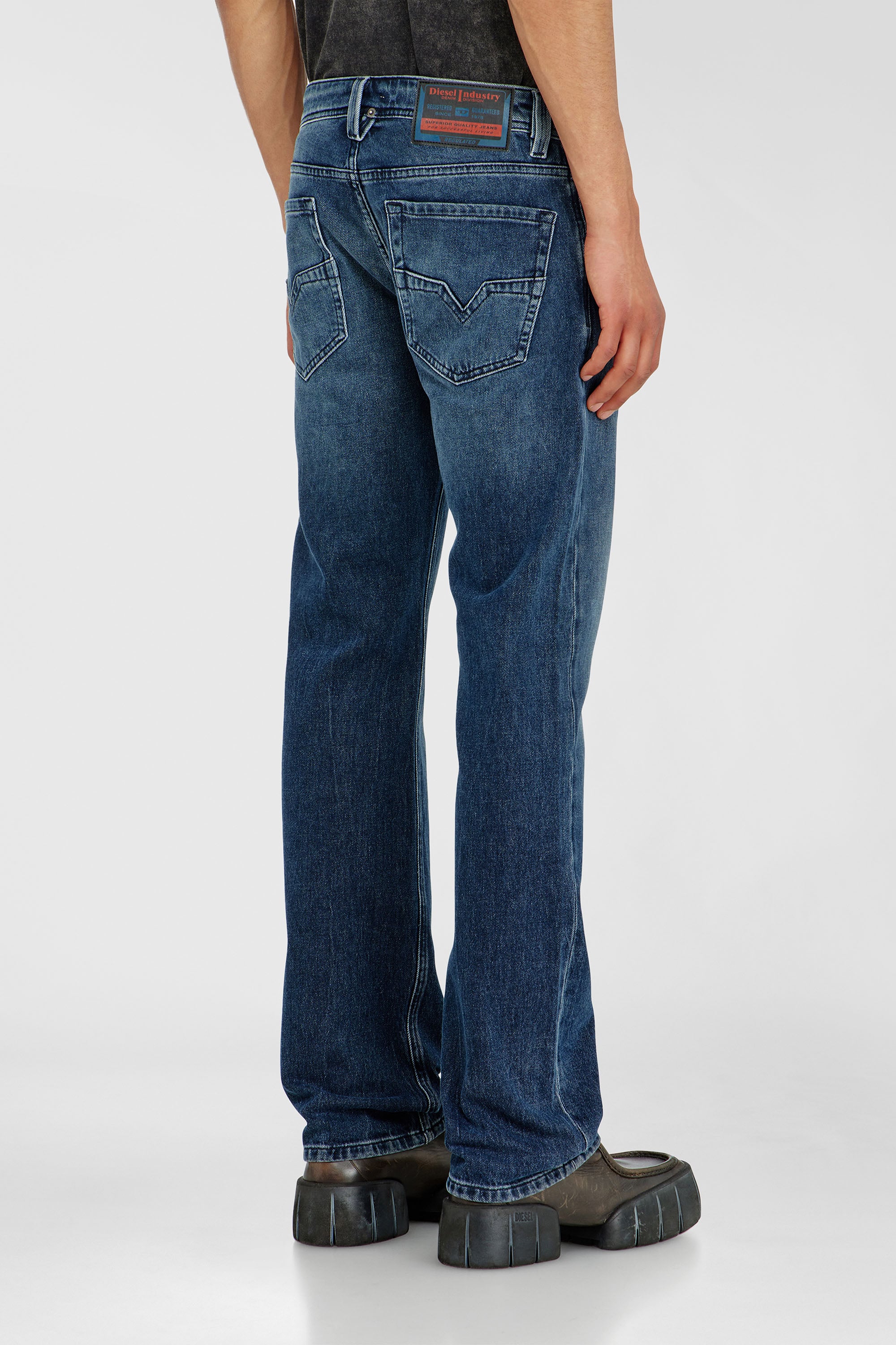 Diesel - Herren Regular Jeans 1985 Larkee 0KBBM, Dunkelblau - 5