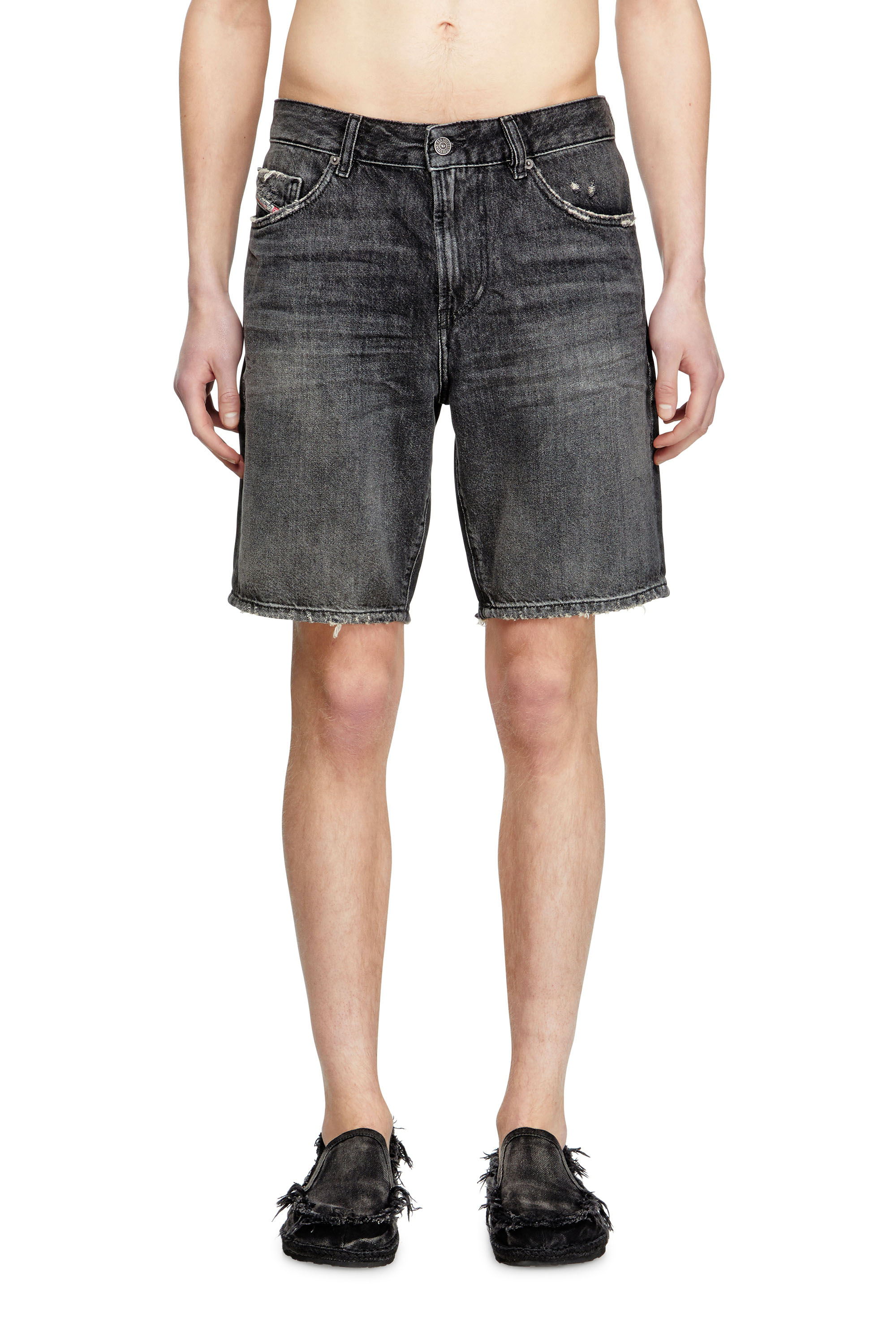 Diesel - D-FIN, Man's Slim denim shorts in Black - 3