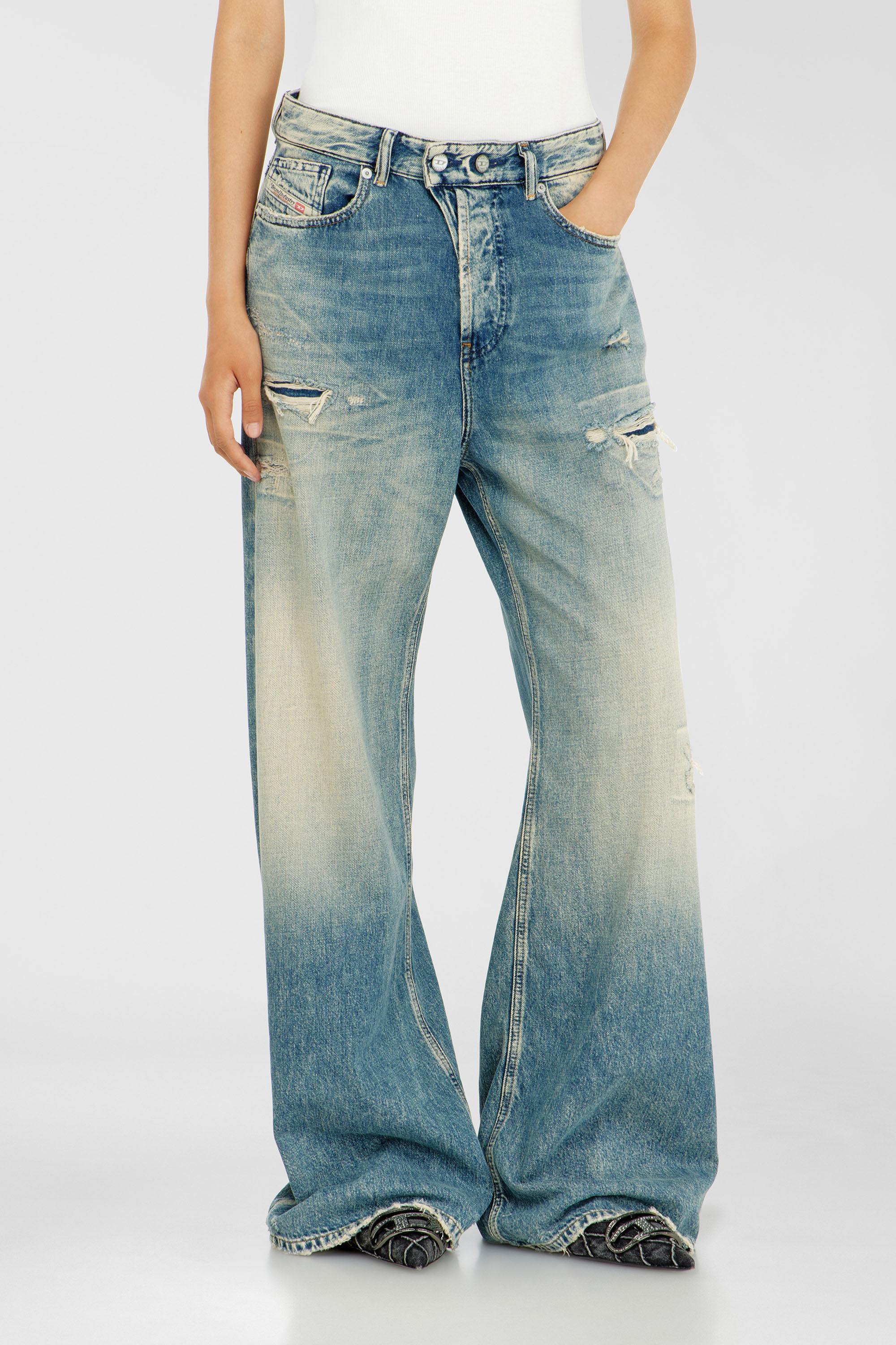 Diesel - Damen Relaxed Jeans 1996 D-Sire 09P62, Mittelblau - 4