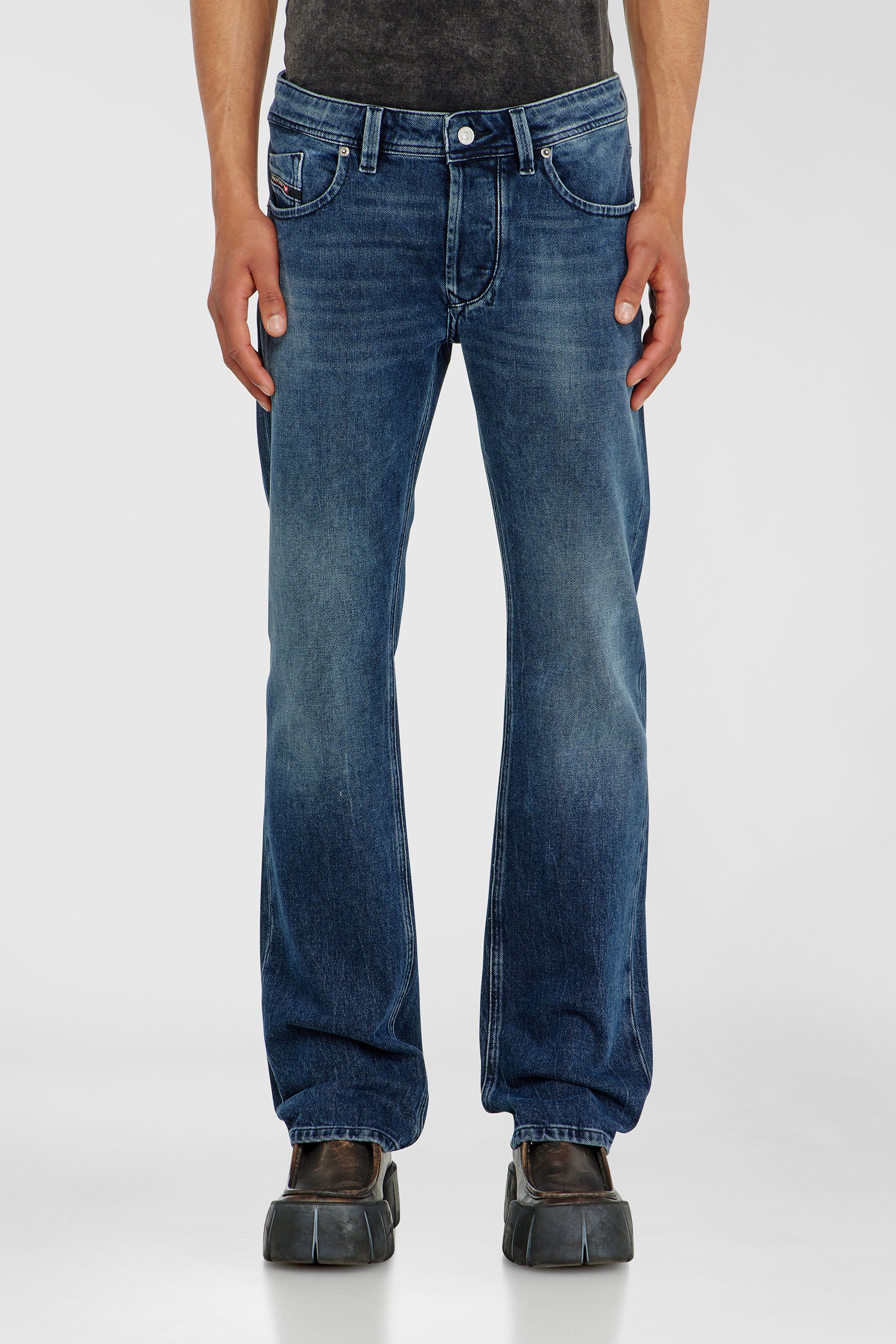Diesel - Herren Regular Jeans 1985 Larkee 0KBBM, Dunkelblau - 4