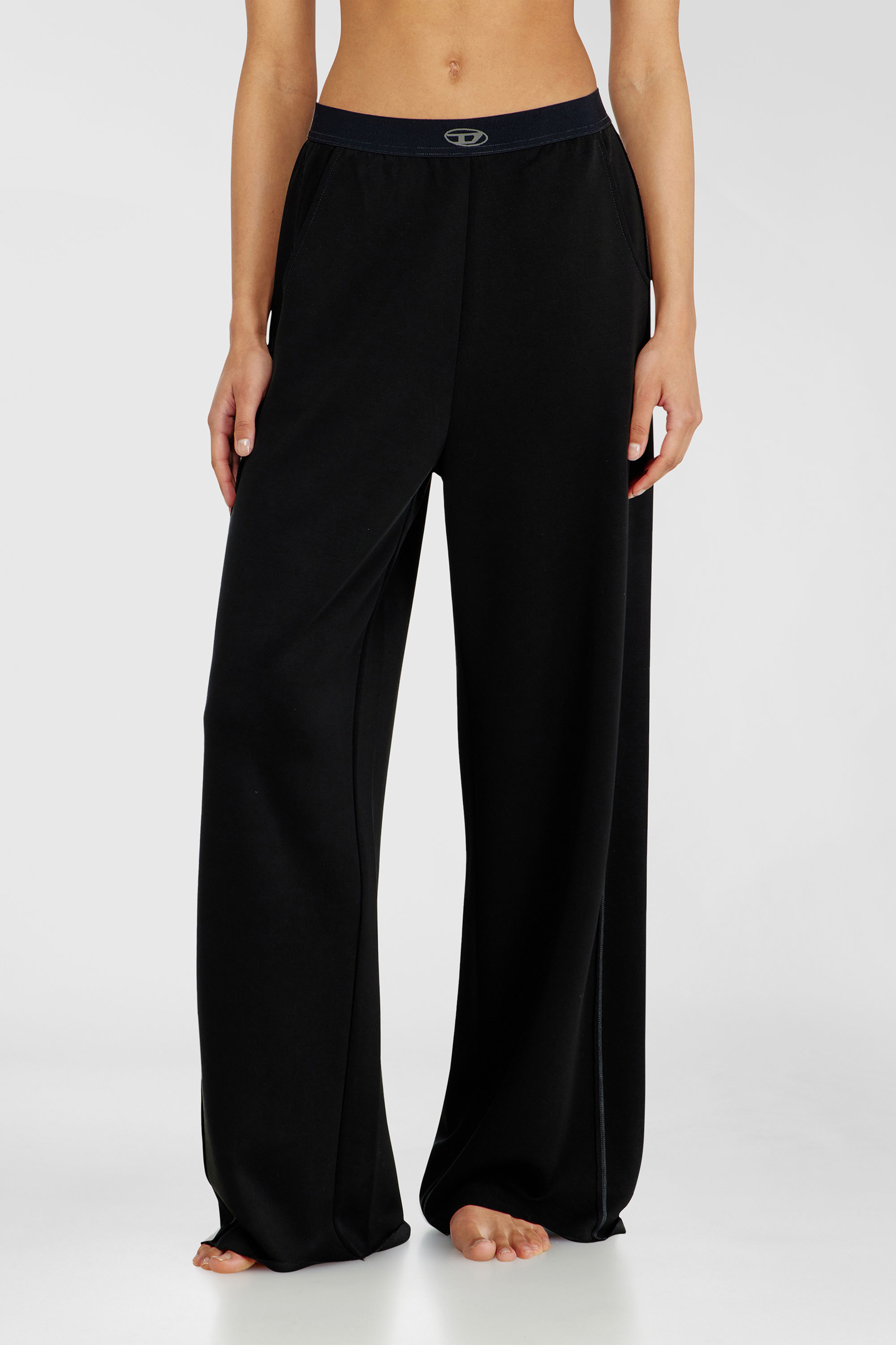 Diesel - ALYSA-UTLT, Damen Track pants aus leichtem stretch scuba in Schwarz - 1