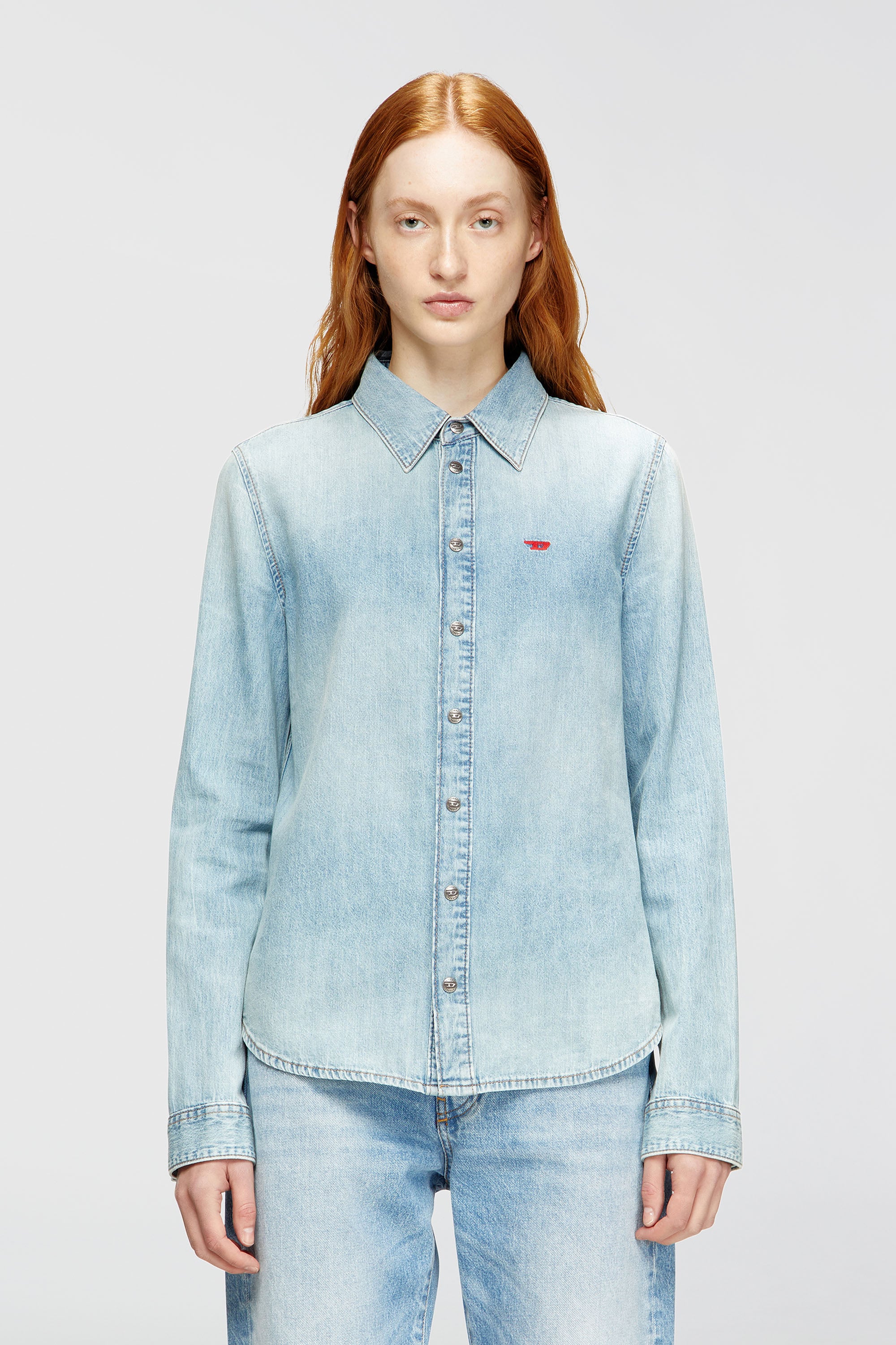 Diesel - DE-EAZY, Damen Jeanshemd mit gesticktem Logo in Hellblau - 1