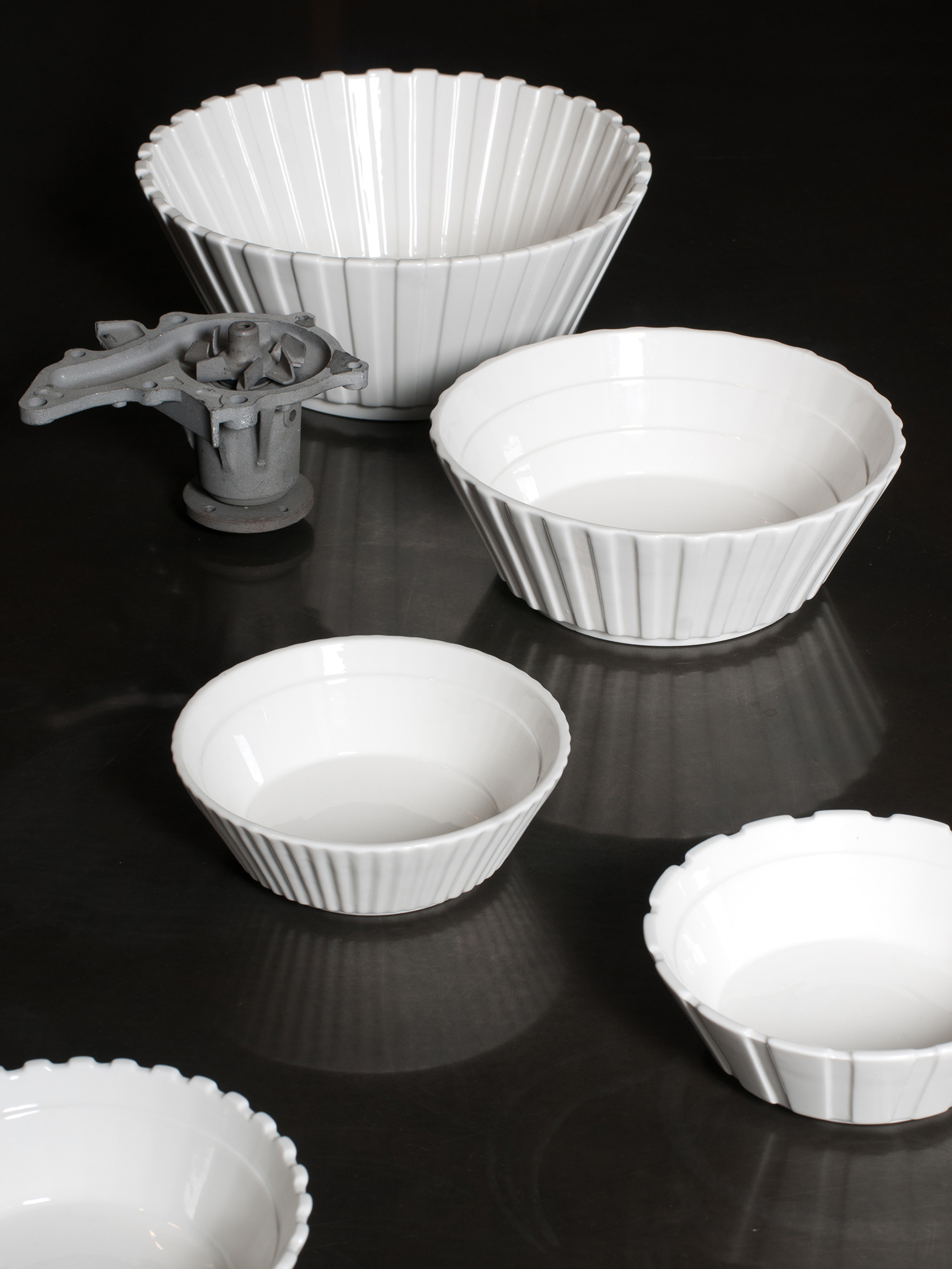 Diesel - 10983 MACHINE COLLEC, Unisex Obstschale aus Porzellan, ø 16,3 cm in Weiß - 4