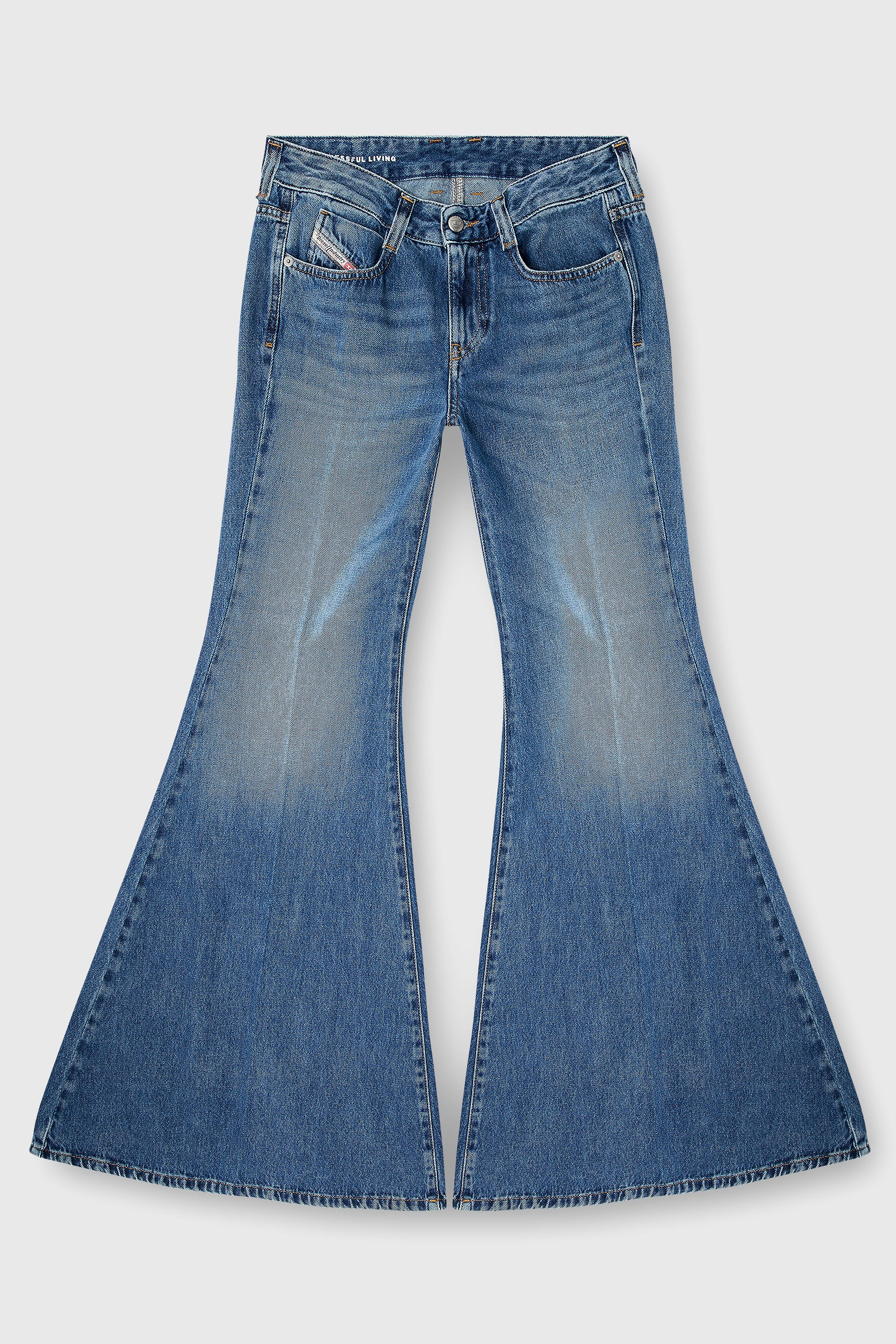 Diesel - Damen Flare Jeans 1970 D-Bleess 09M56, Mittelblau - 2