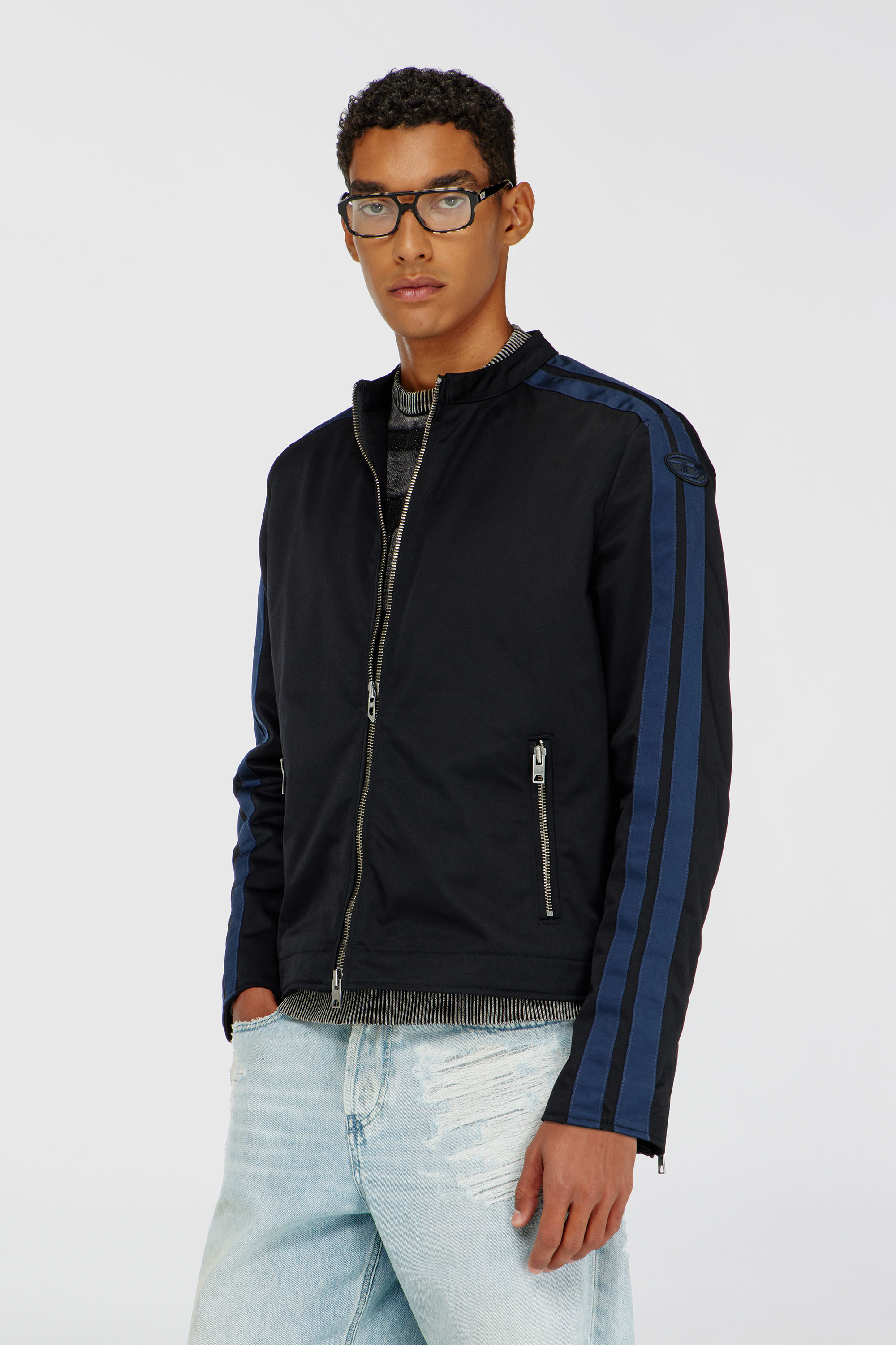 J-NAEL, Blau/Schwarz