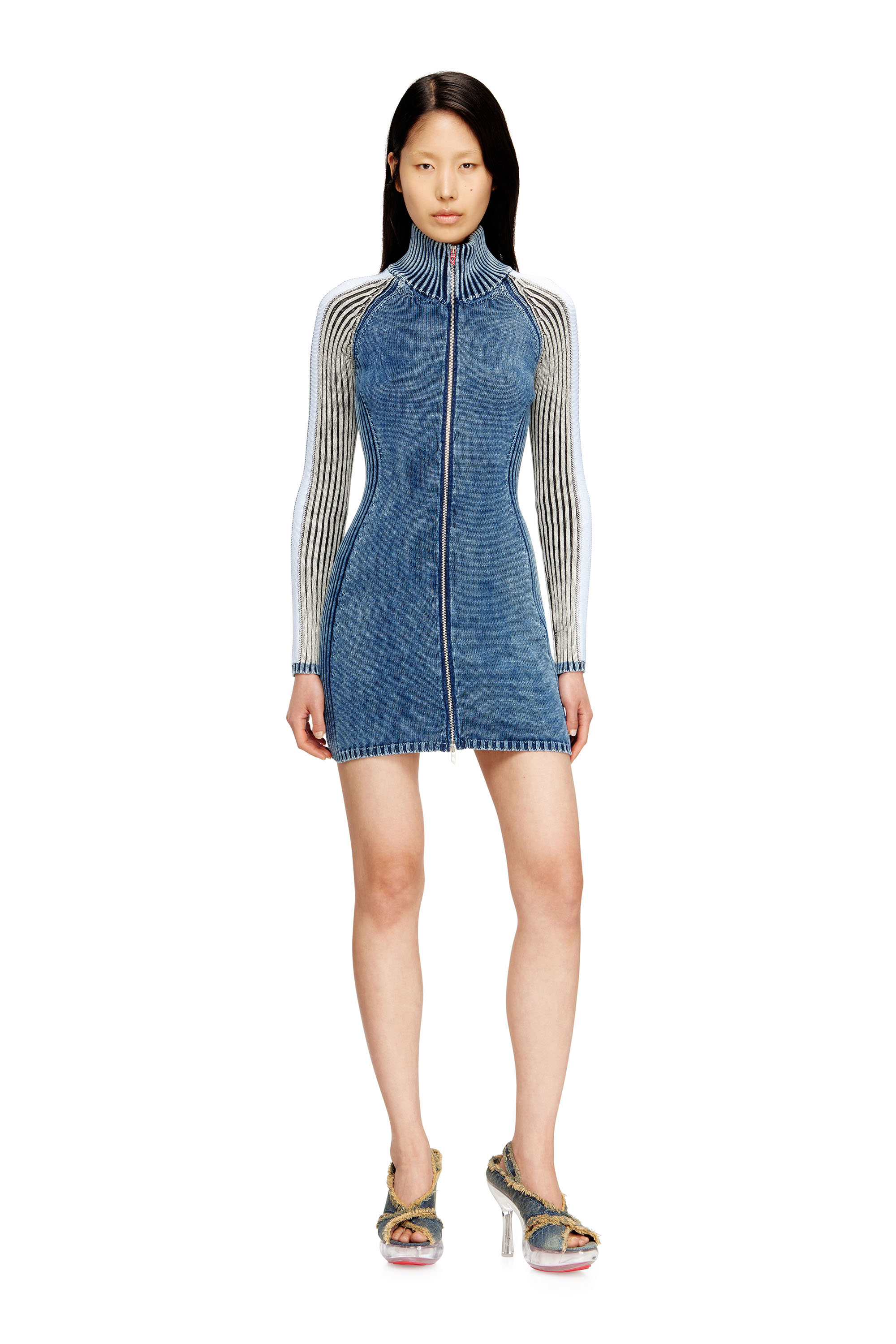 Diesel - M-ESTELLE, Damen Rollkragenkurzes Kleid aus Indigo-Strick in null - 2