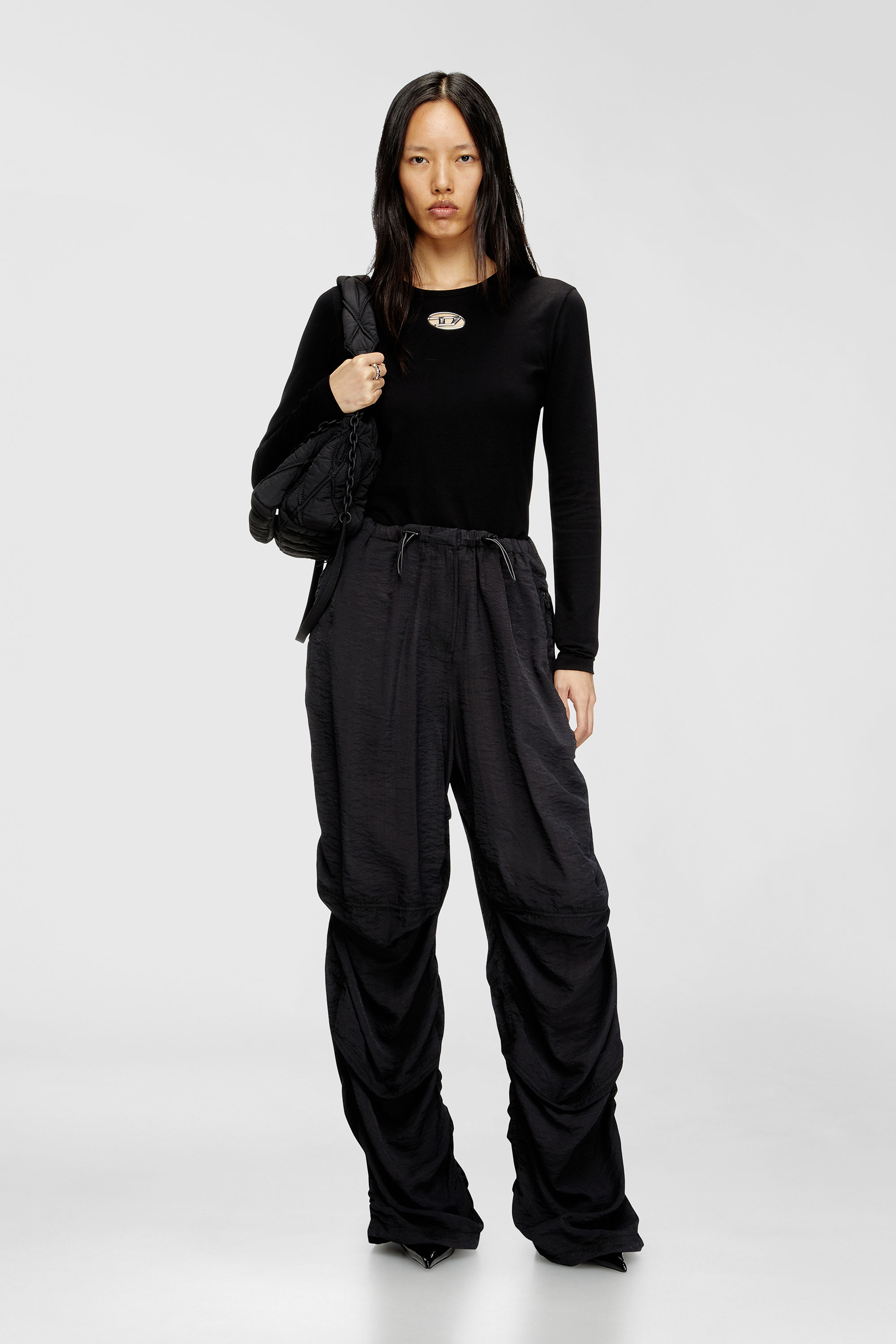 Diesel - T-UNCUTIE-LONG-LS-OD, Damen Langarm-Oberteil mit Oval D-Ausschnitt in Schwarz - 2