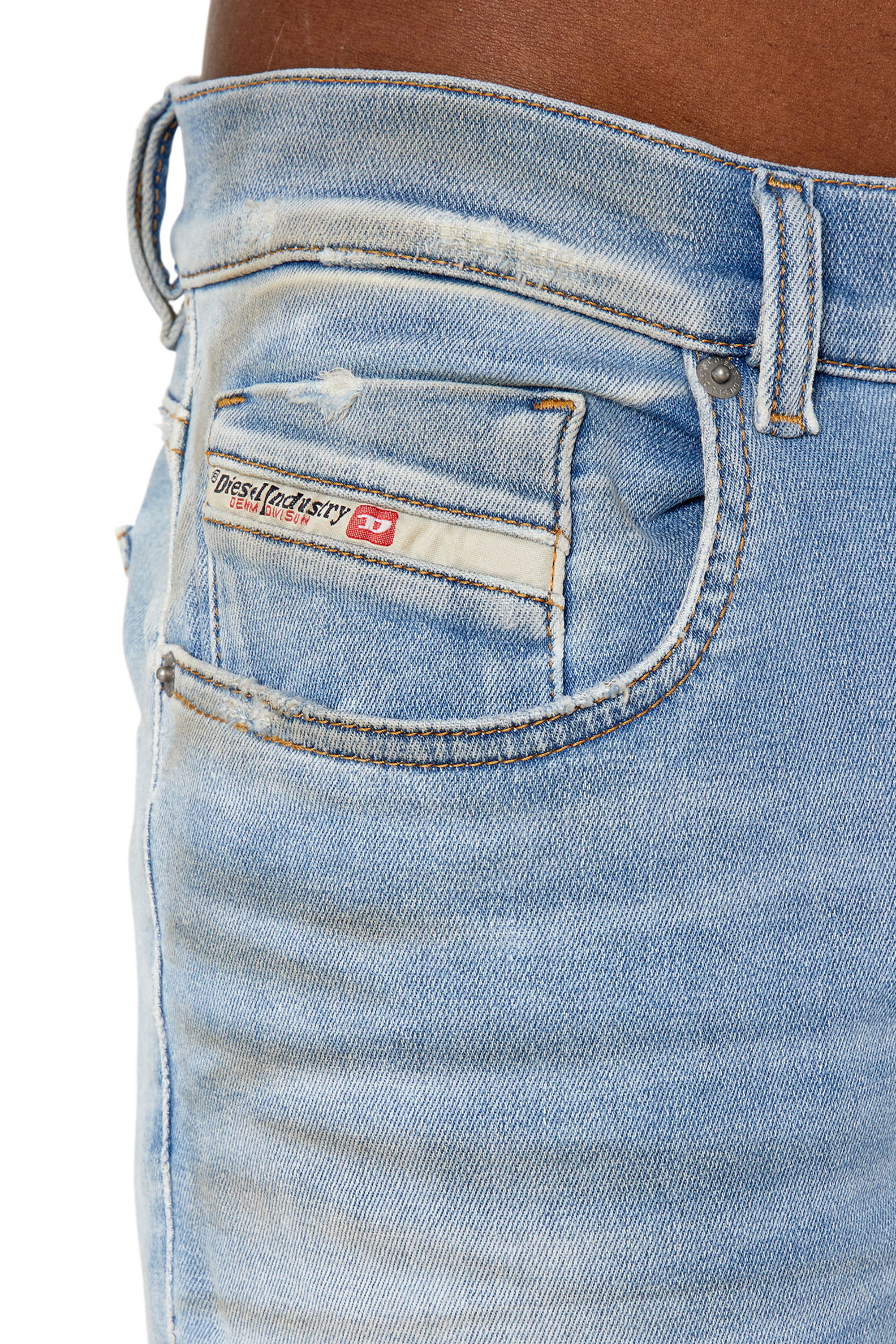 Diesel - Slim D-Strukt JoggJeans® 068CW, Hellblau - Image 3