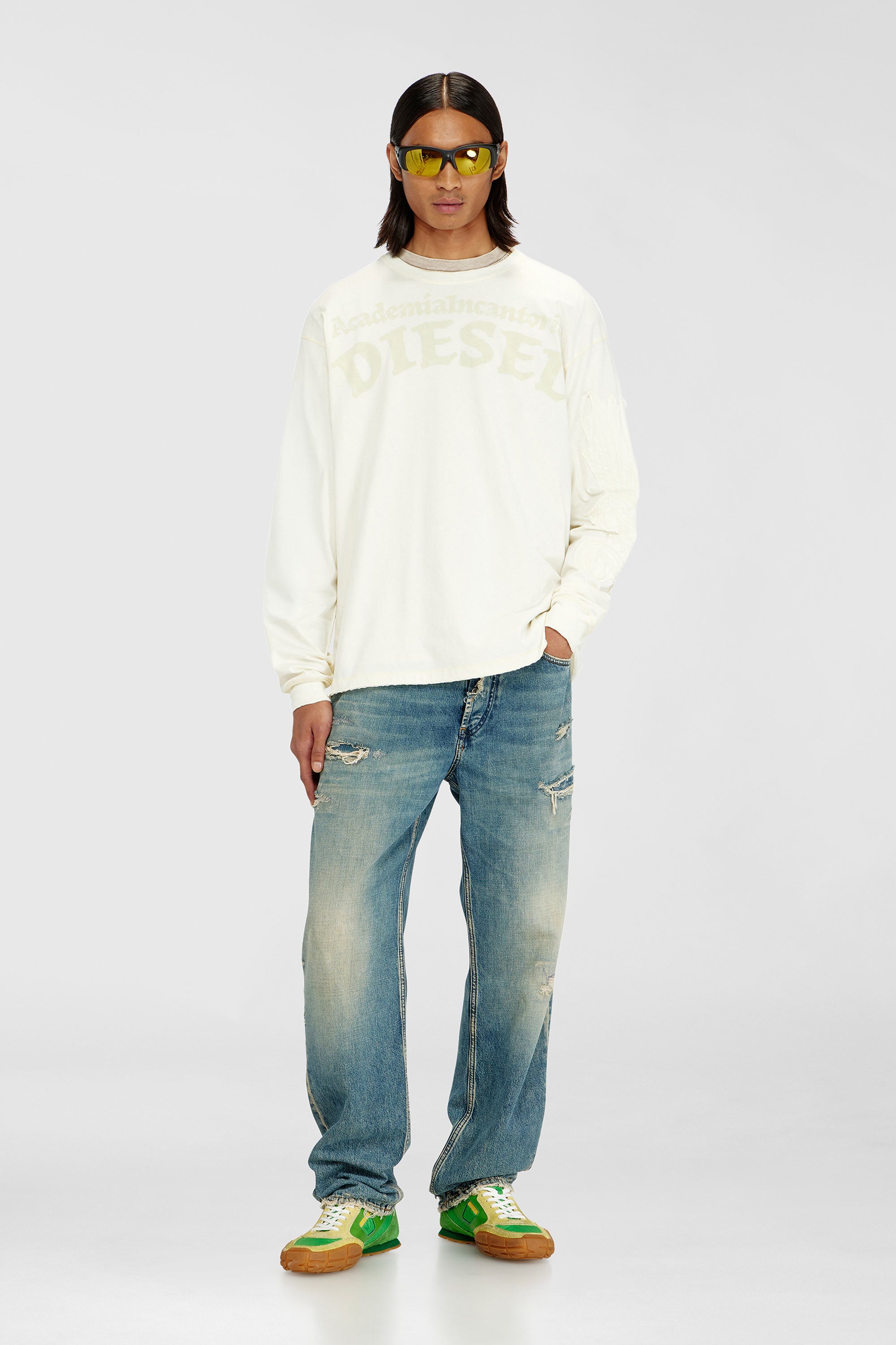 Diesel - T-NORM-LS-AA3, Herren Langarm-T-Shirt mit Prints und Patches in Wei&szlig; - 2