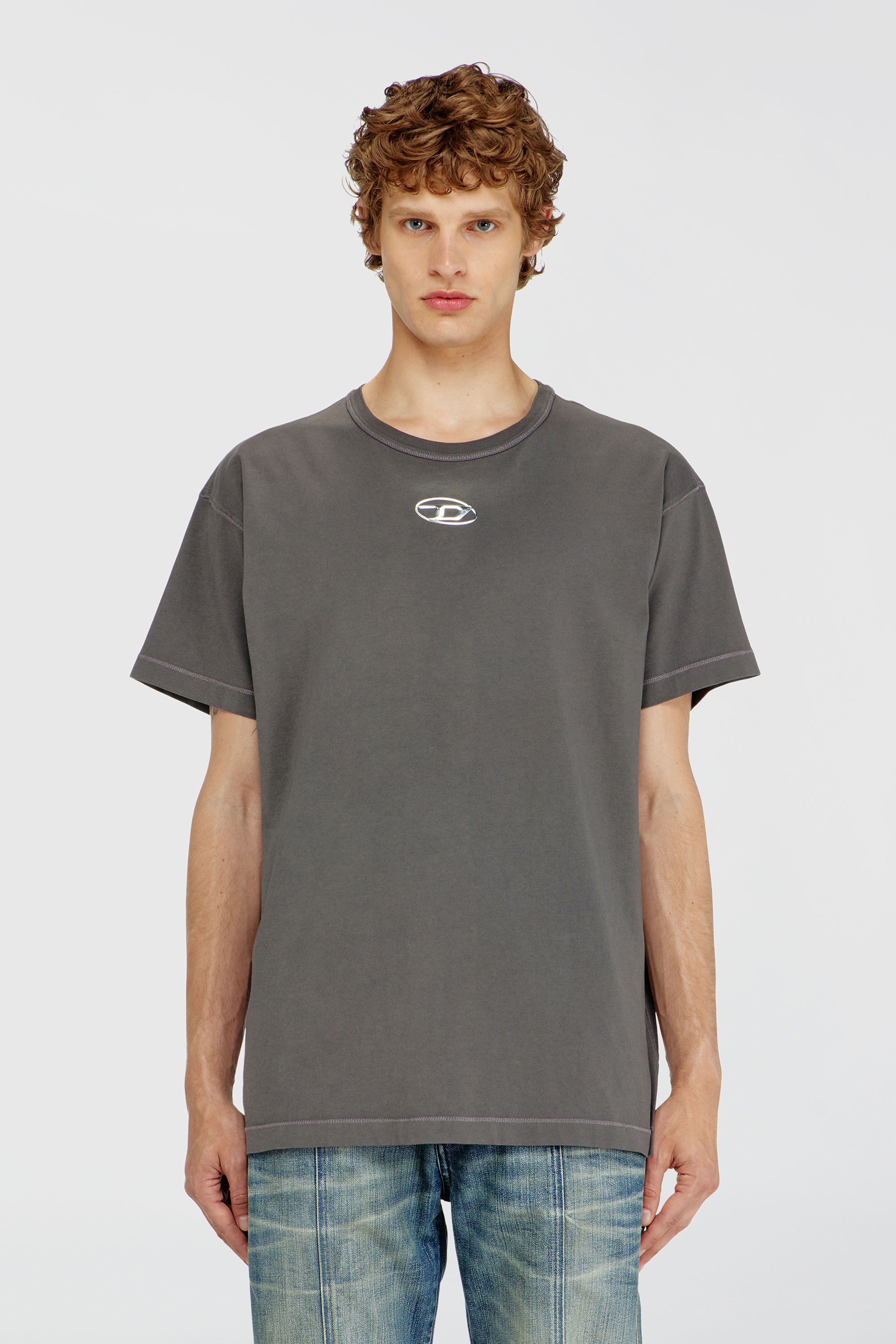Diesel - T-NORM-IOD, Herren Leichtes Baumwoll-T-Shirt mit metallischem ovalem D-Logo in Grau - 3
