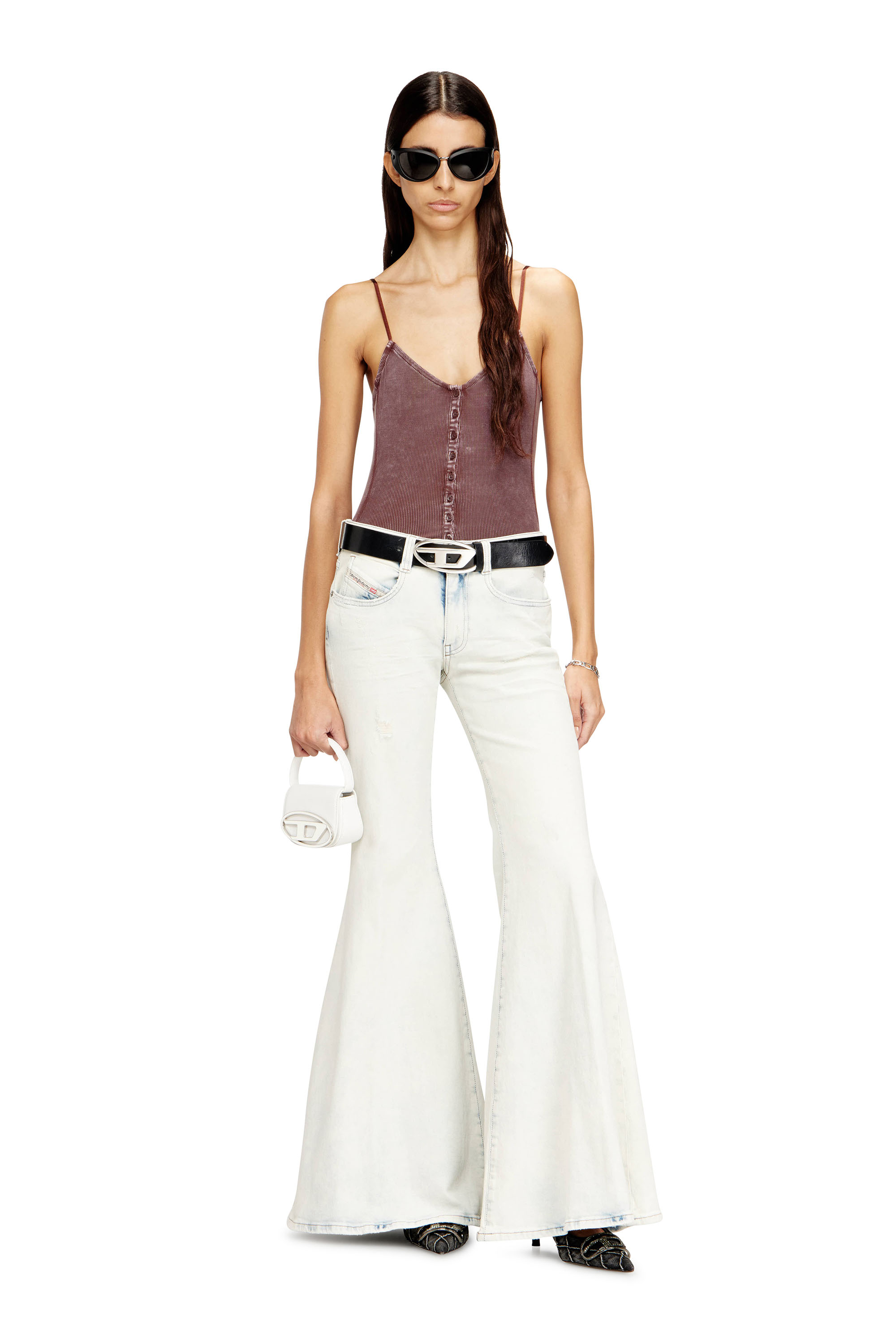 Diesel - 1DR XS, Damen 1DR XS-Ikonische Minitasche mit D logo-Plakette in Wei&szlig; - 2