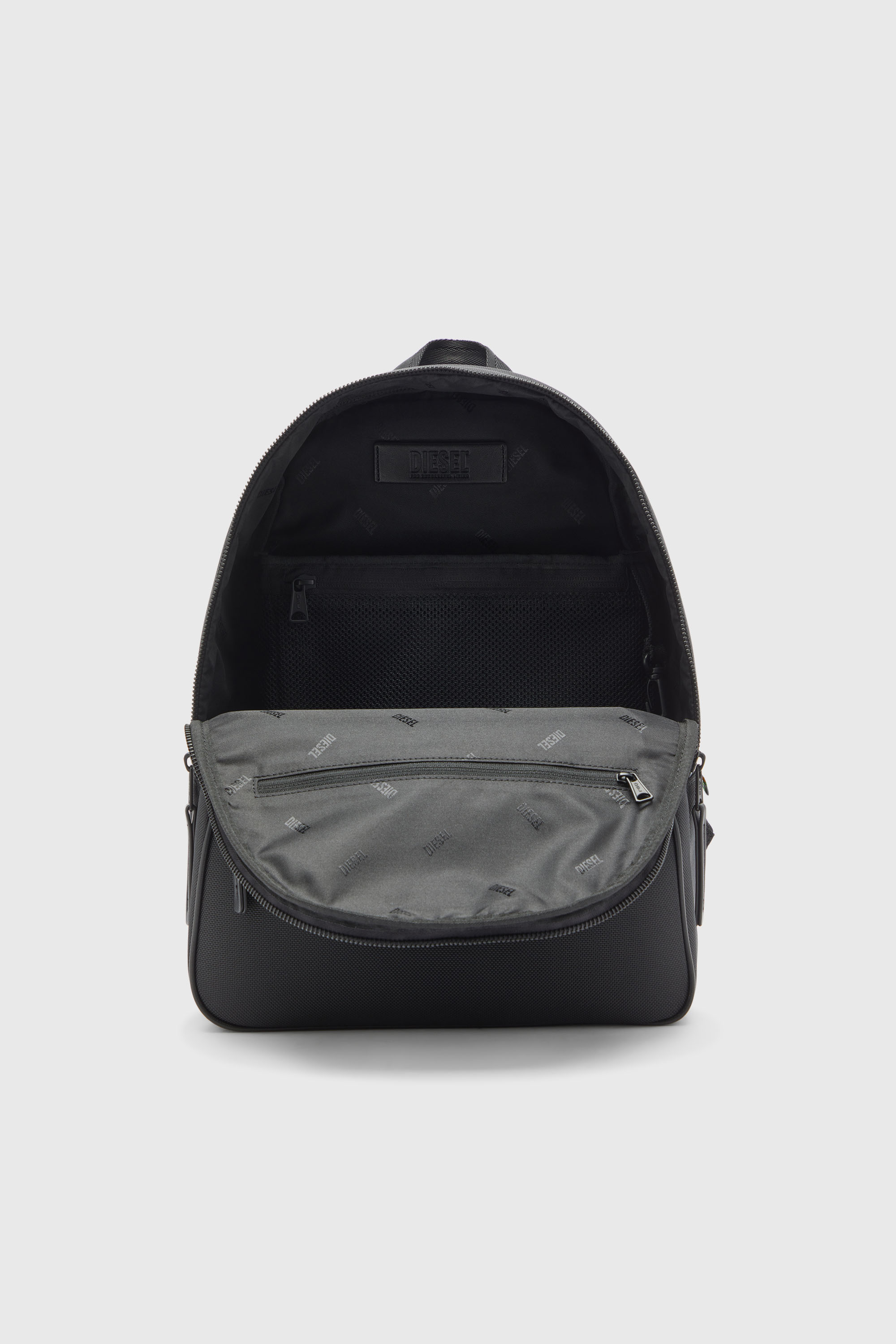 Diesel - HOLI-D BACKPACK M, Unisex Holi-D - Rucksack aus Nylon mit Oval D Logo in Schwarz - 4
