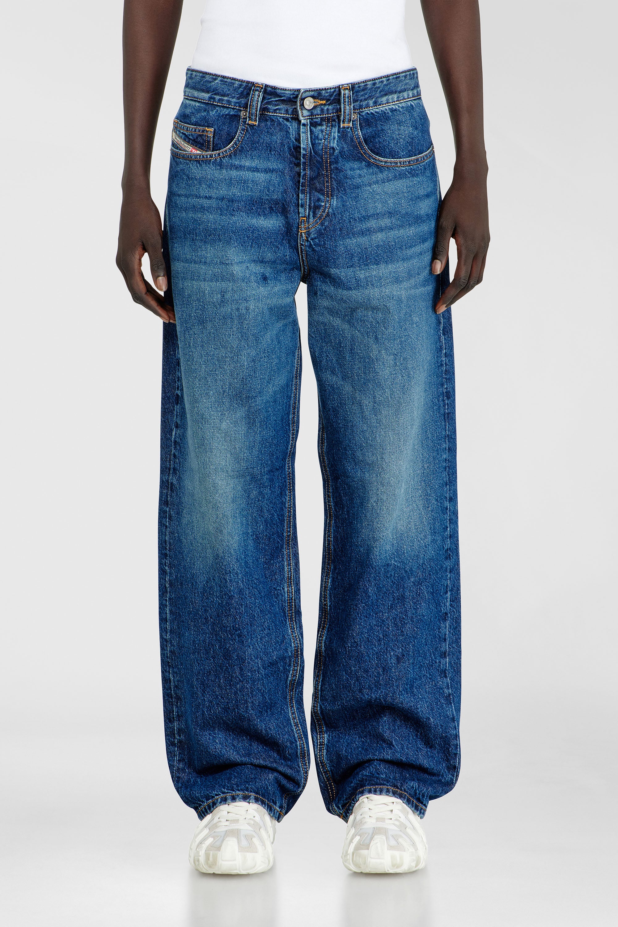 Diesel - Herren Relaxed Jeans 2001 D-Macro 09I27, Mittelblau - 1