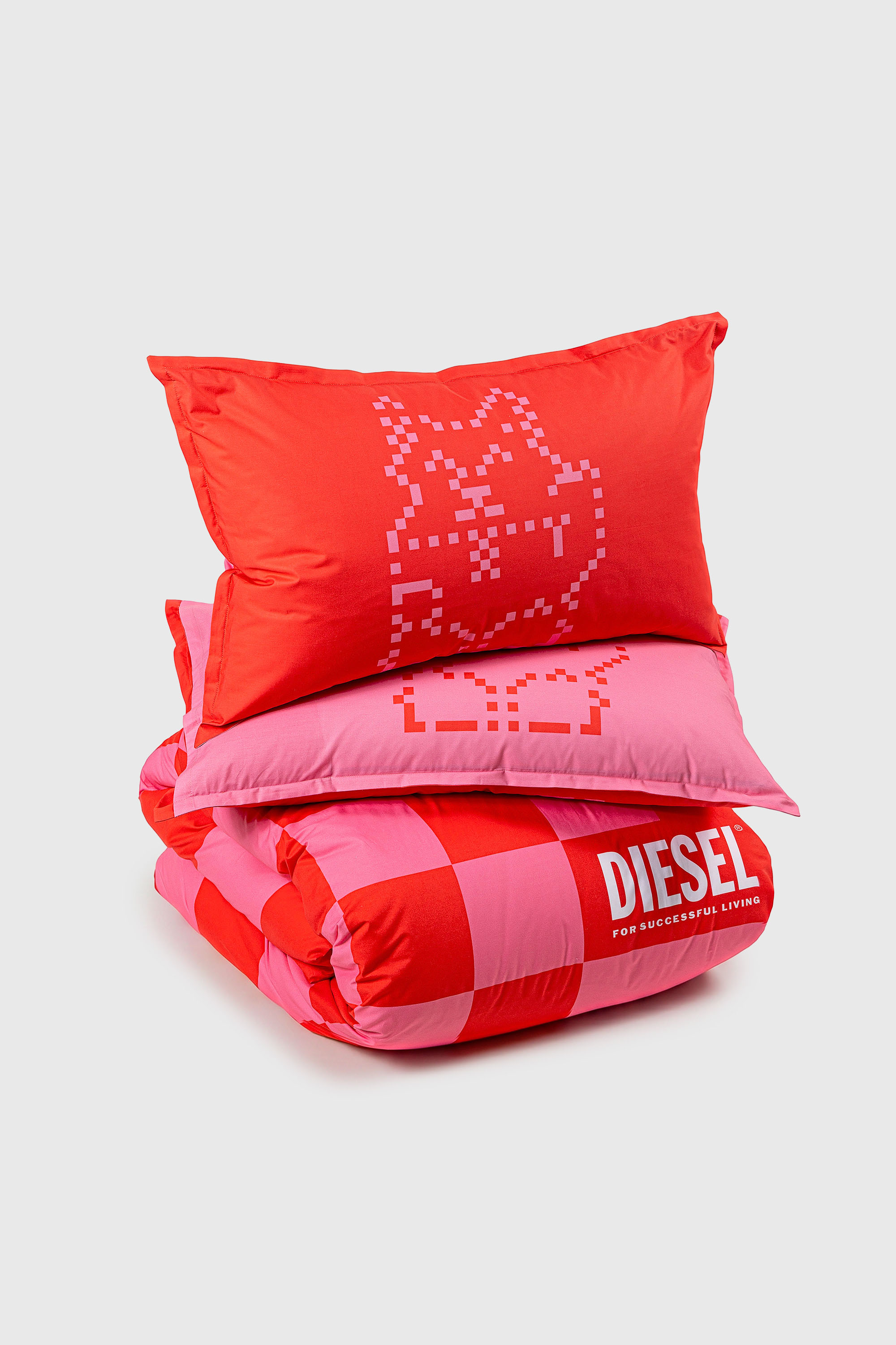 Diesel - 1018118  PIXEL DUCKS PINK/RED PERCALE DU, Unisex's Percale duvet cover set for queen size bed in Red - 2