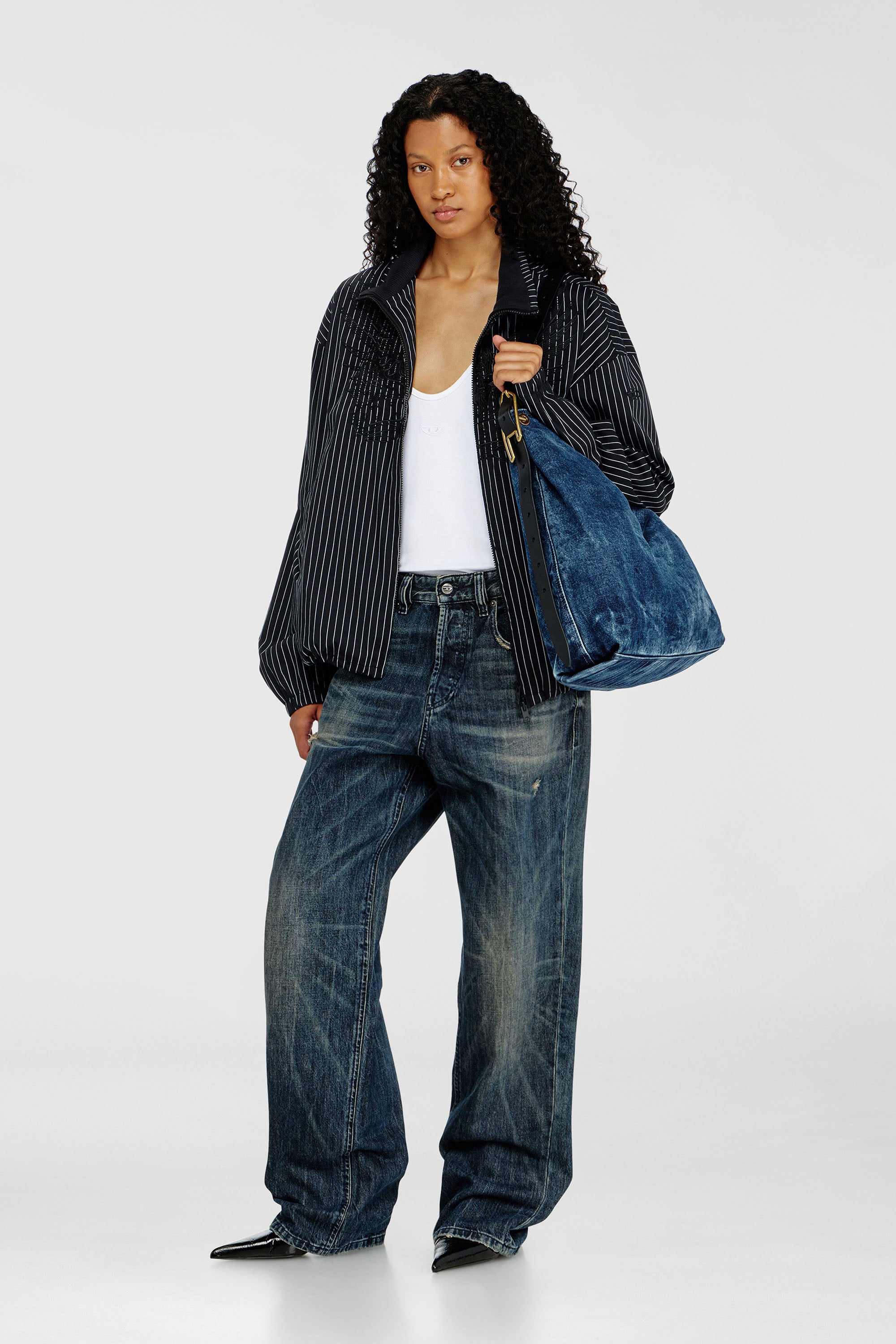 Diesel - D-LINE HOBO L, Damen D-Line-Denim Hobo-Tasche in Mittelblau - 1