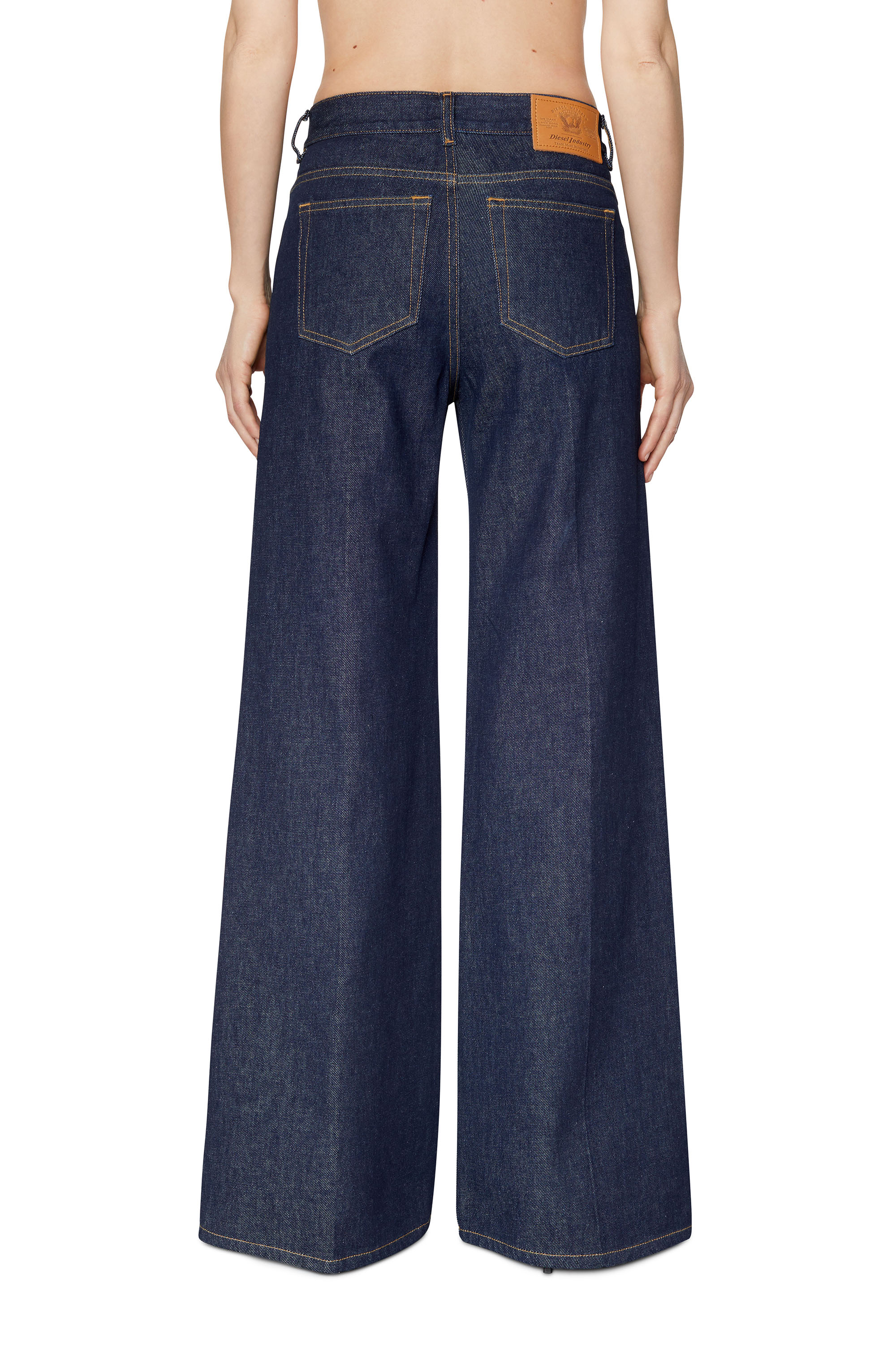 Diesel - Bootcut and Flare Jeans 1978 D-Akemi Z9C02, Dunkelblau - Image 2