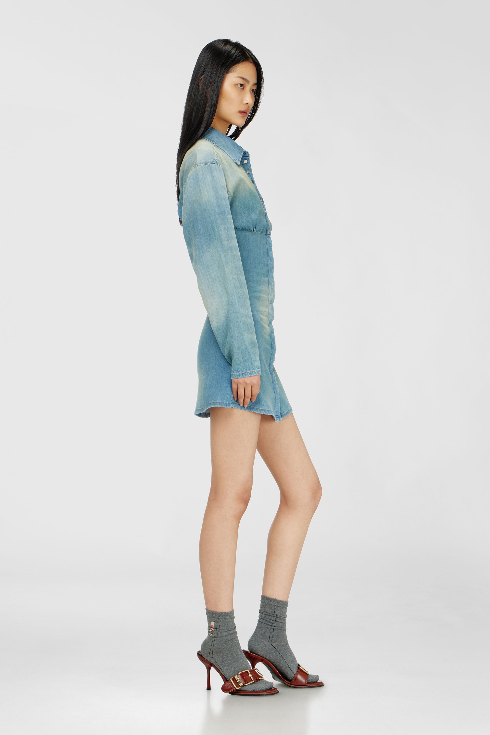 Diesel - DE-VIOLIM-S, Damen Denim-Minihemdkleid mit segmentiertem Design in Hellblau - 1