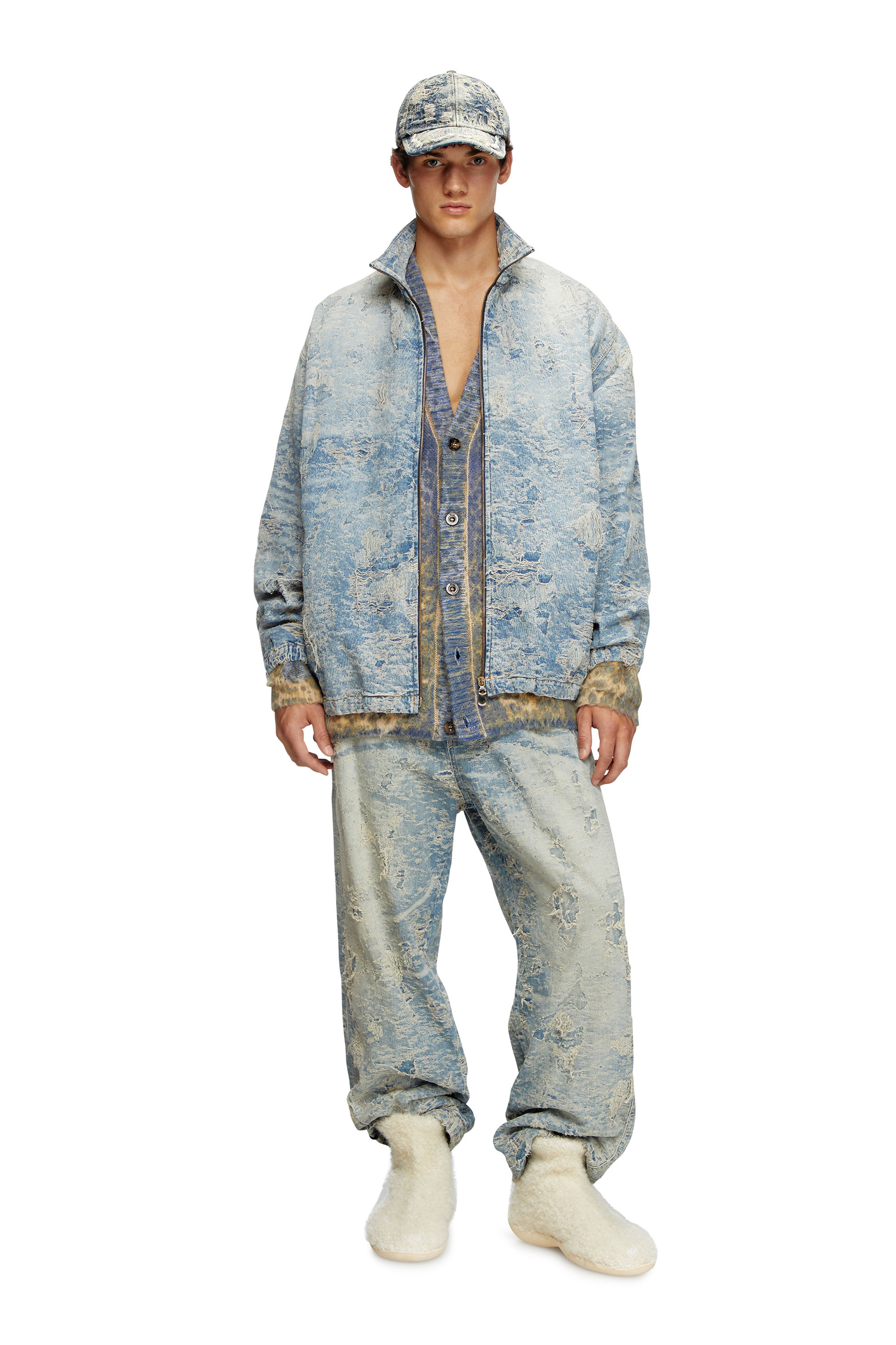 Diesel - D-KRAP-FSF, Unisex Jacke mit Reißverschluss aus Jacquard-Denim mit Schmutz-Effekt in Hellblau - 4