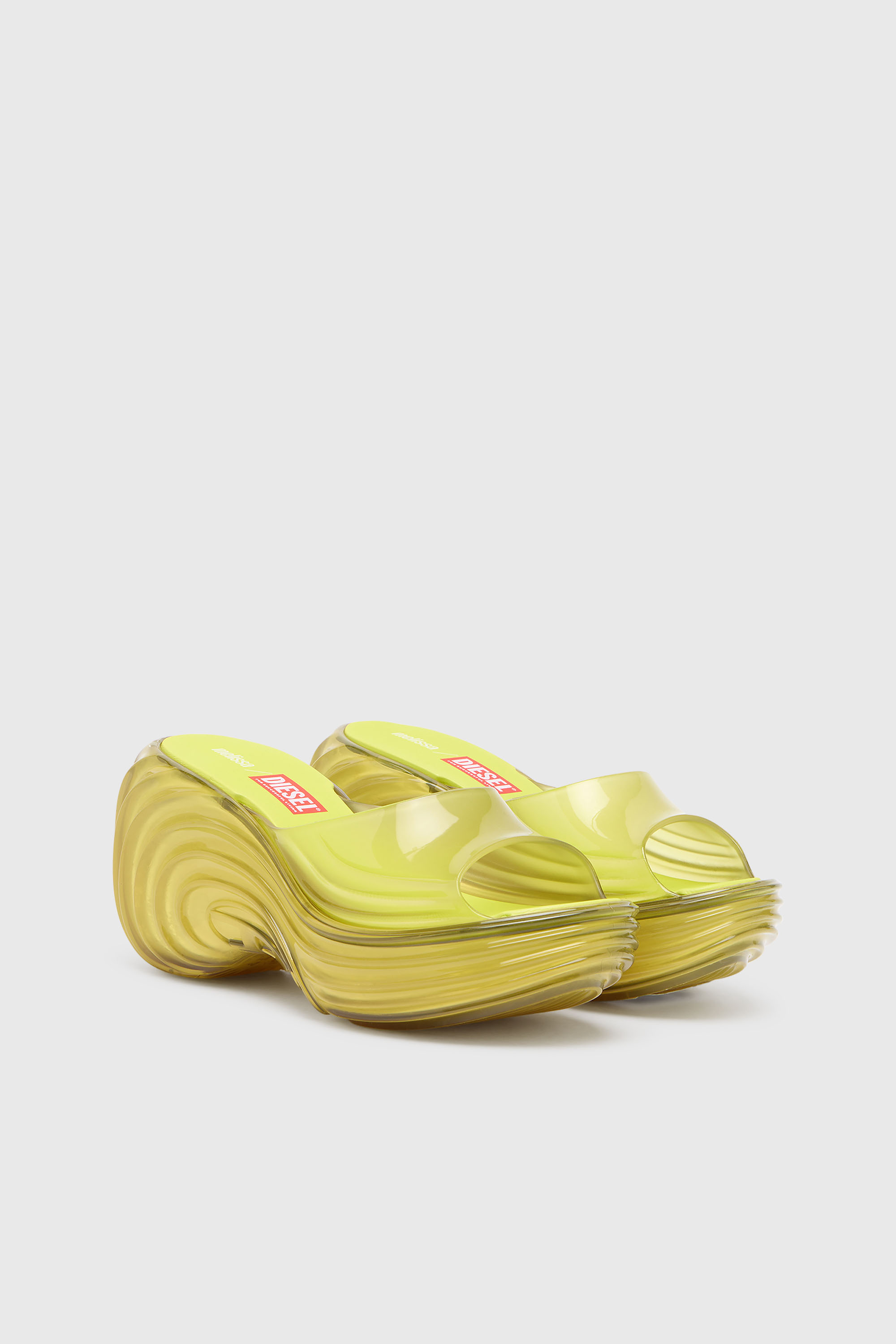 Diesel - MELISSA QUANTUM PLATFORM, Damen Plateau-Pantolette aus Melflex&reg; in Gelb - 2