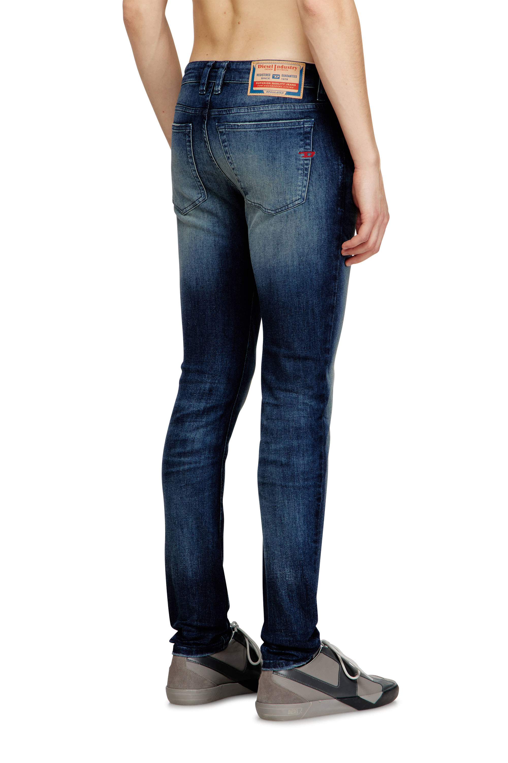 Diesel - Herren Skinny Jeans 1979 Sleenker 0ADBM, Dunkelblau - 4