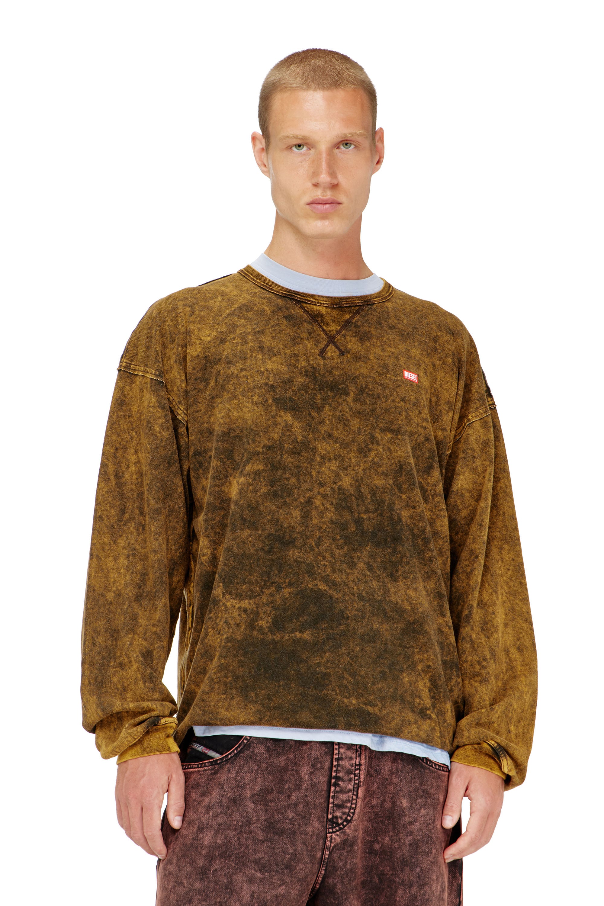 Diesel - T-BOXT-LS-RAW, Herren Acid-wash lang&auml;rmliges T-Shirt mit ausgefransten Details in Braun - 1