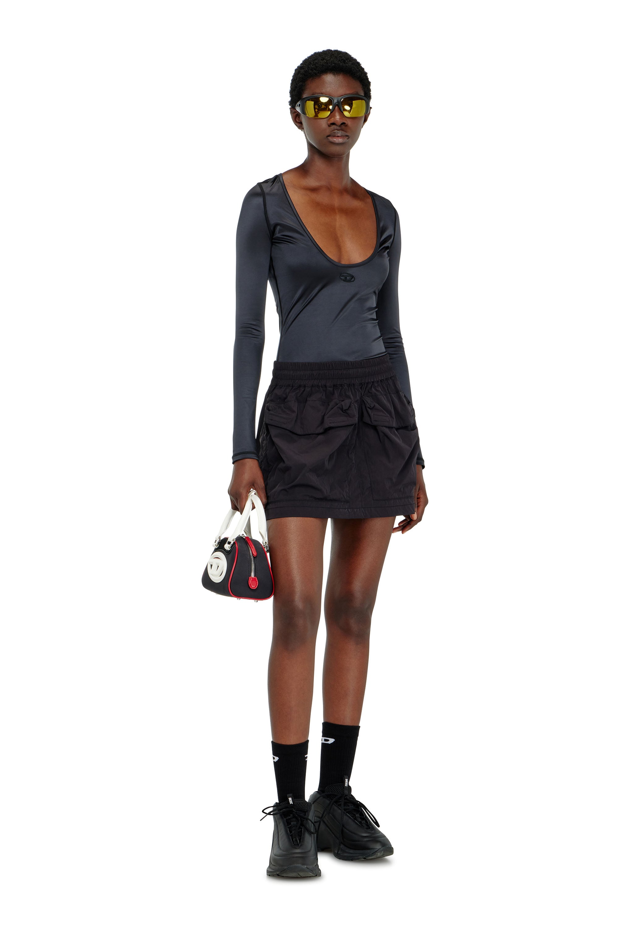 Diesel - T-ELPHIN-LS, Damen Nylon slim top mit Rundhalsausschnitt und Logo Oval D Stickerei in Schwarz - 2