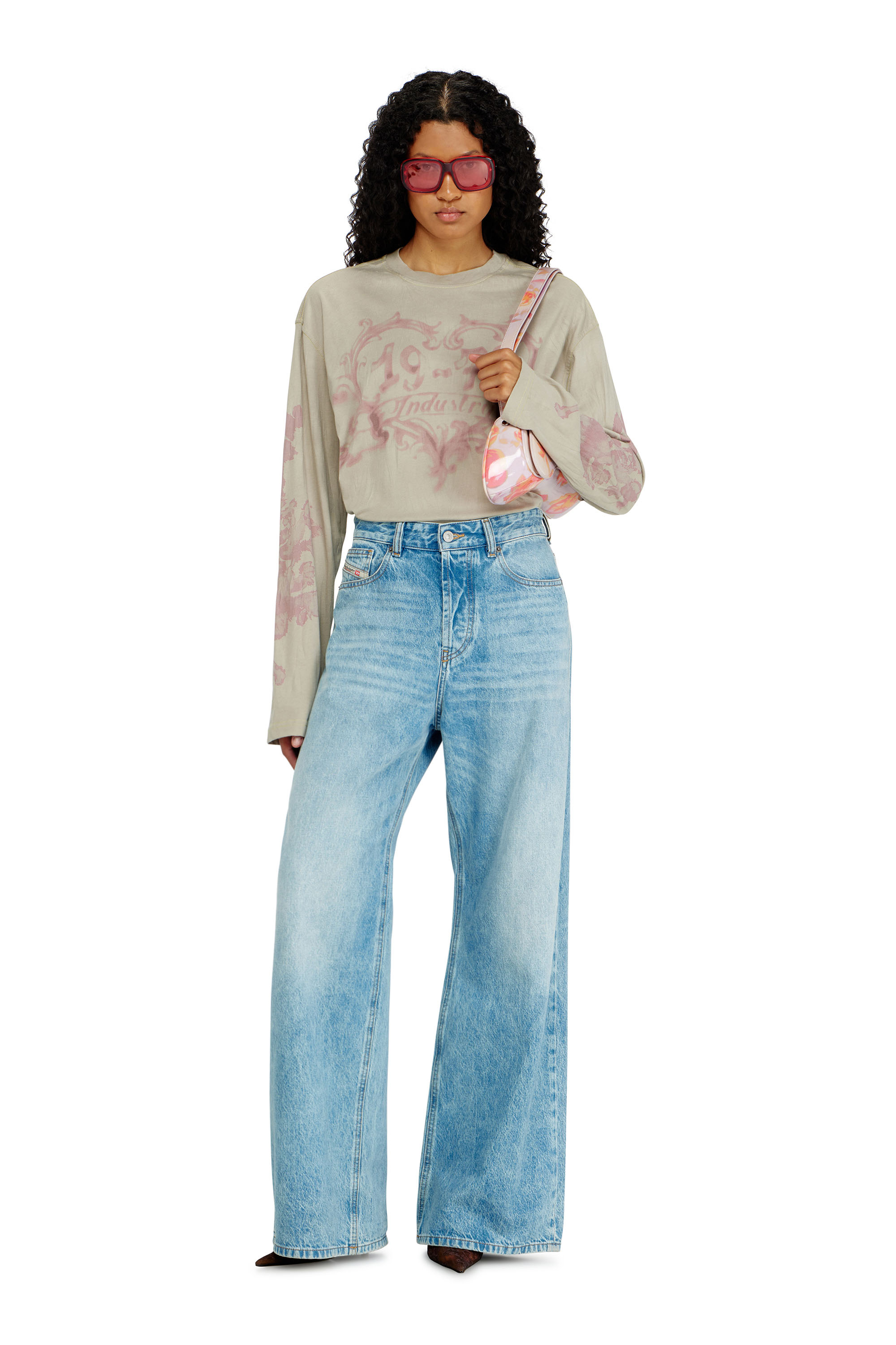 Diesel - T-HILARY-LS-AA1, Damen Langarmshirt aus Baumwolle mit Grafikprint in Beige - 1