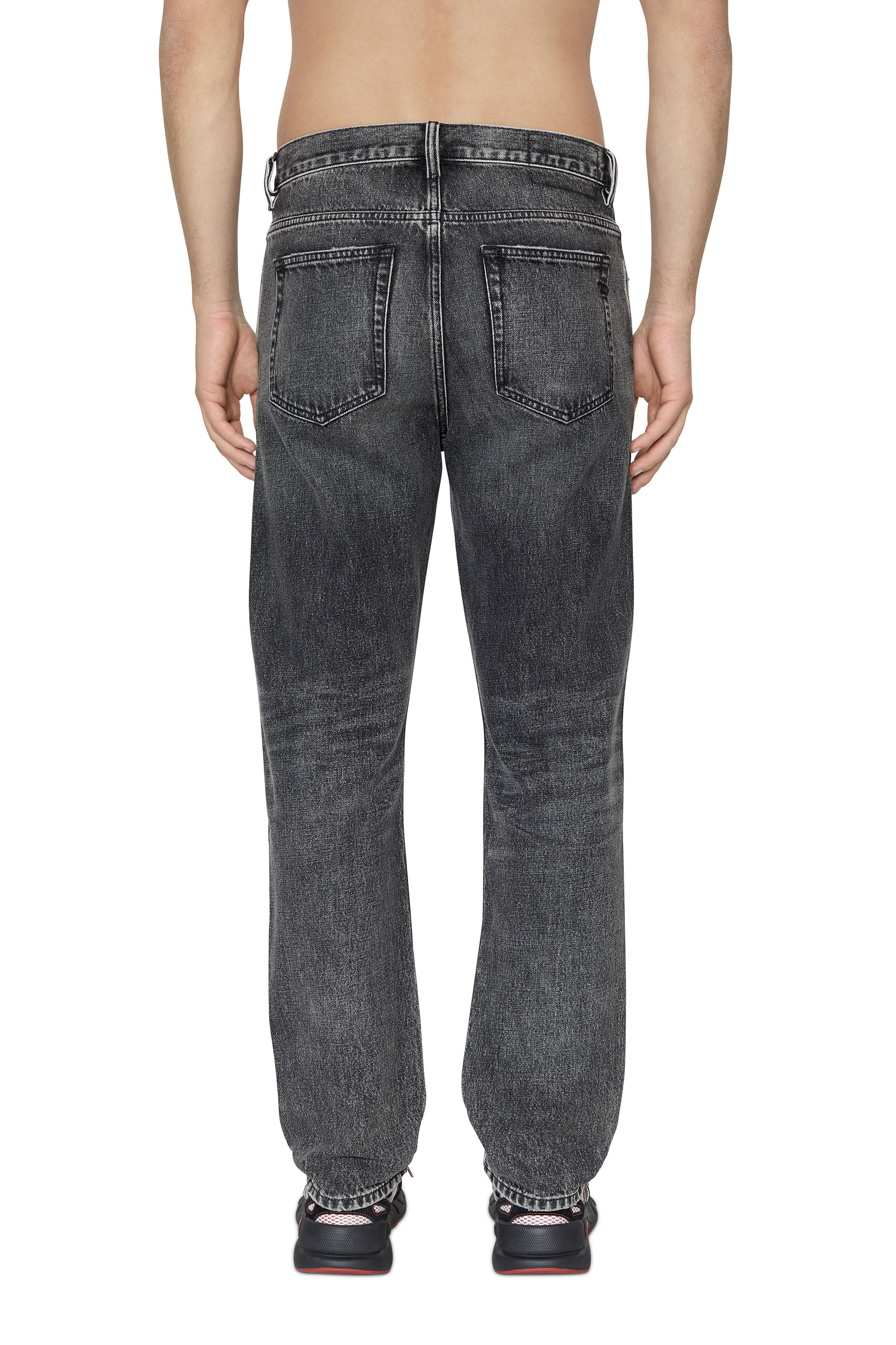 Diesel - 2020 D-Viker 007C4 Straight Jeans, Schwarz/Dunkelgrau - Image 2