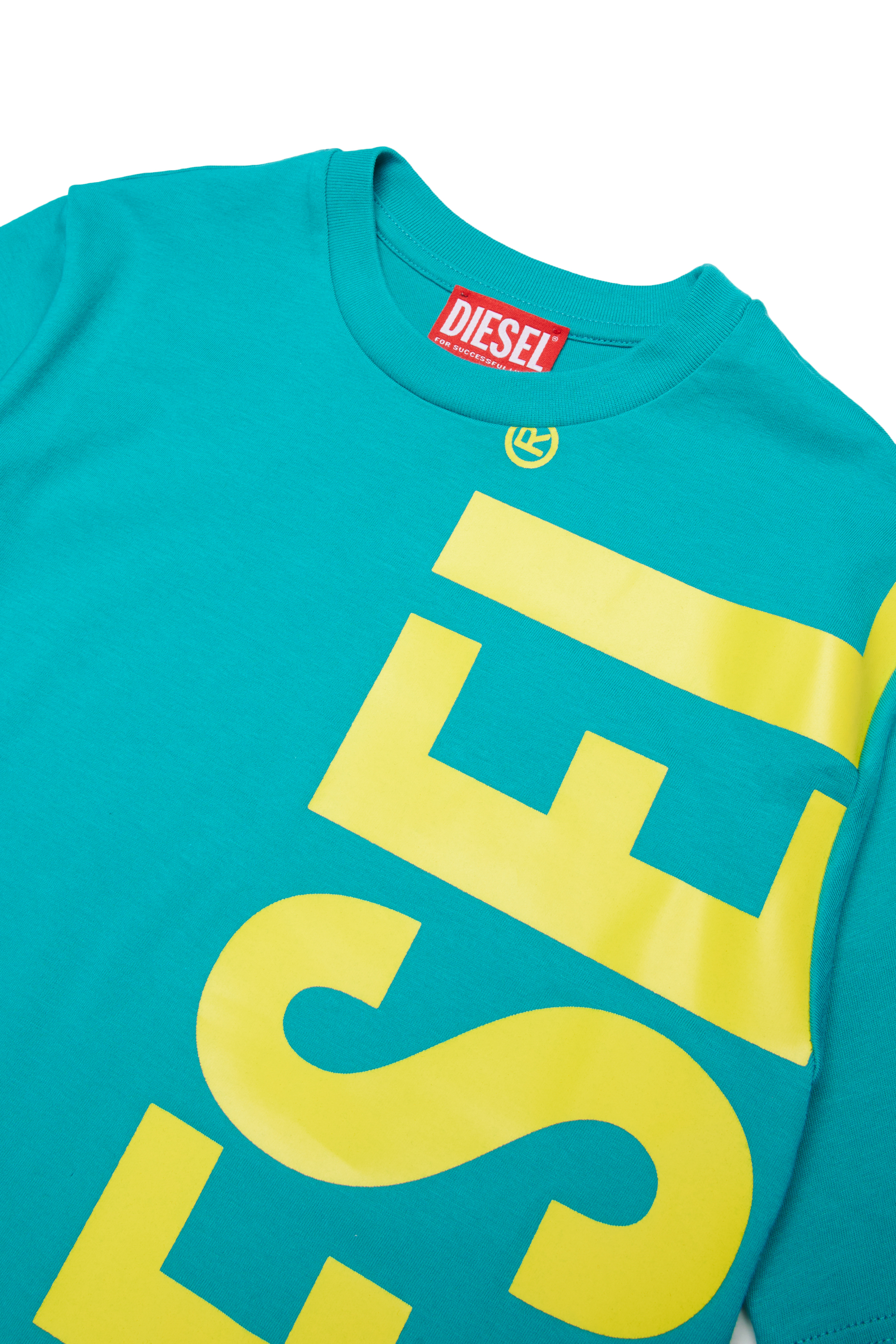 MTOMS OVER, Gr&uuml;n