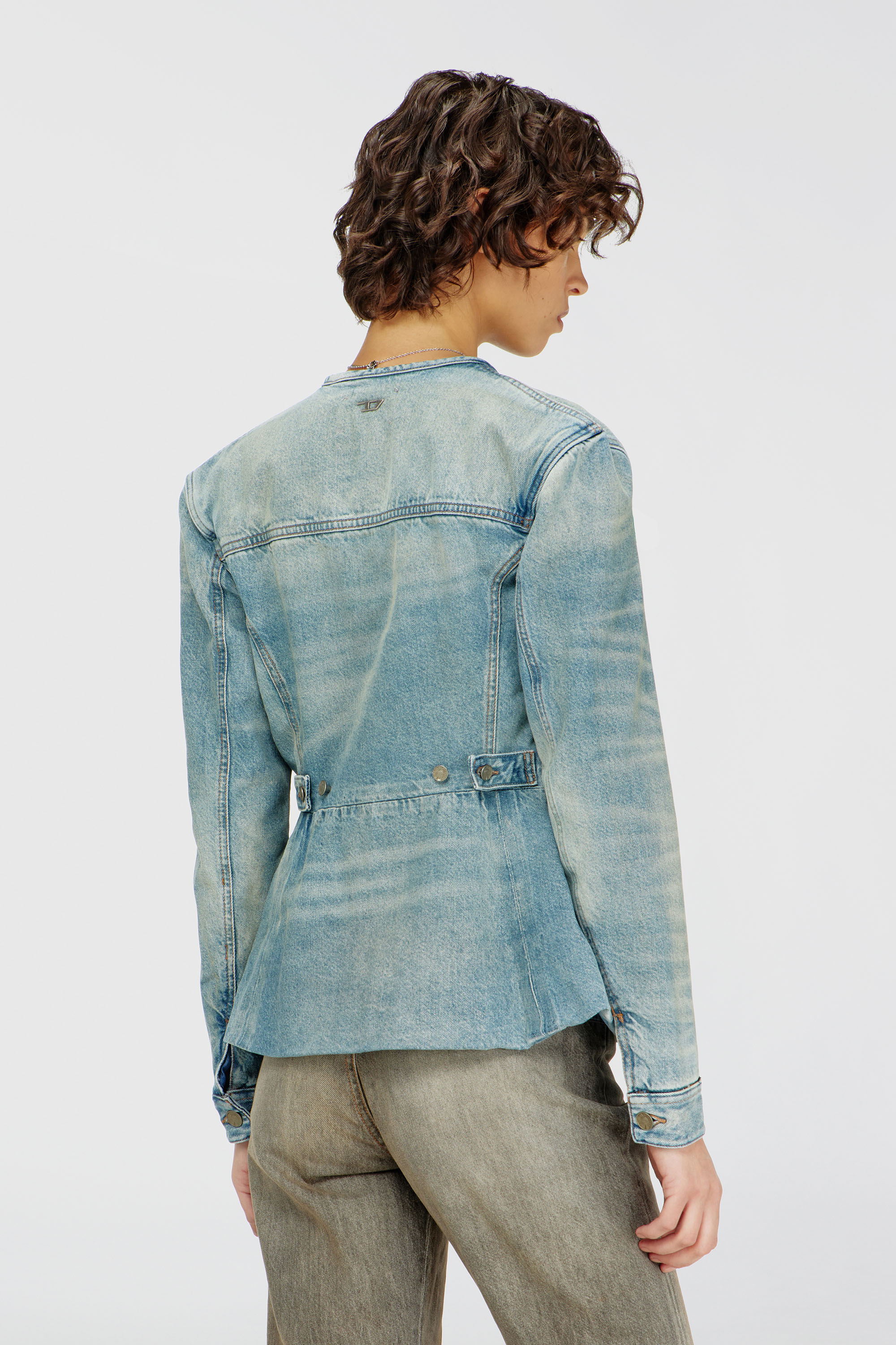 Diesel - DE-CALION-S1, Damen Kragenlose Jeansjacke in Hellblau - 4