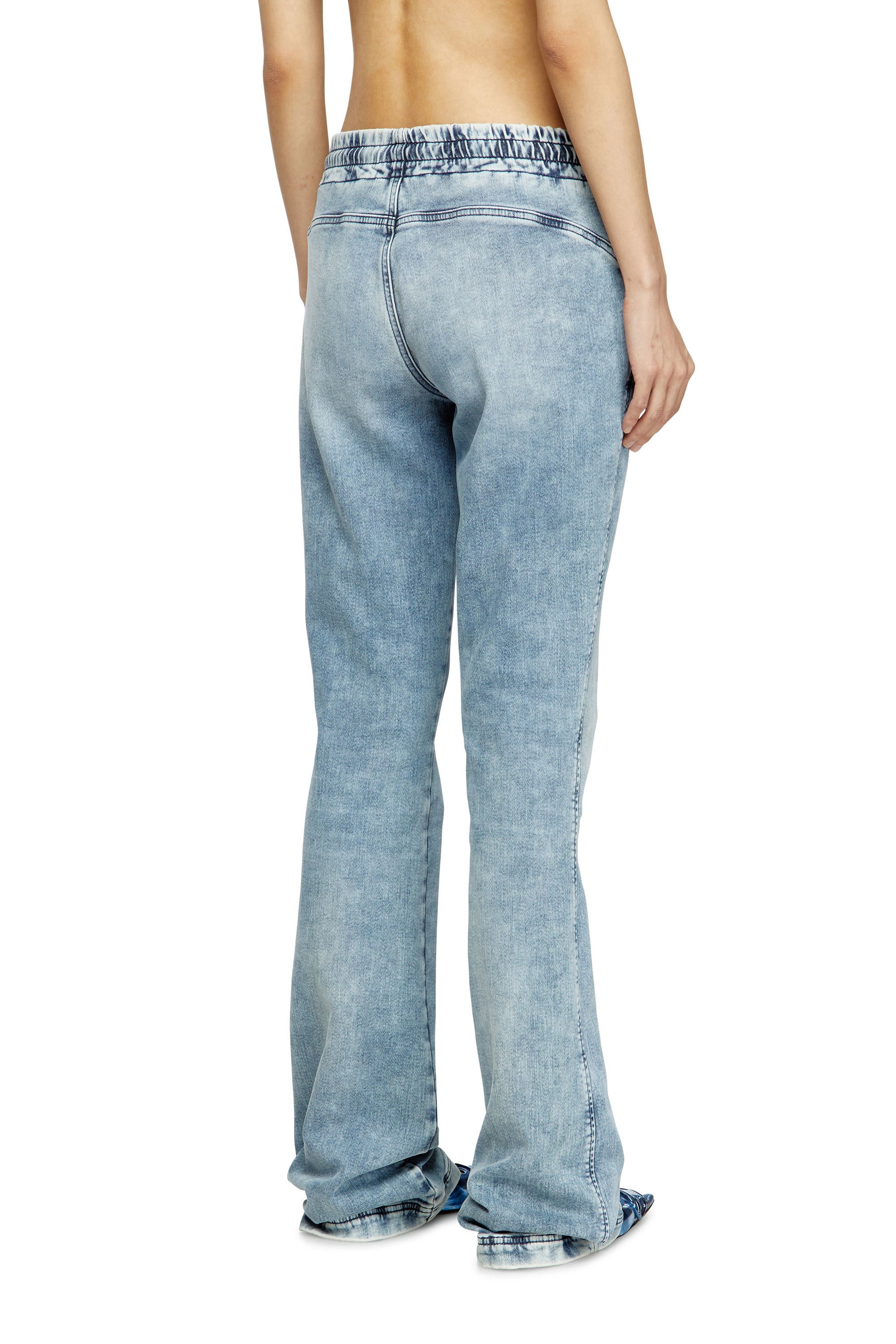 Diesel - Damen Bootcut 2069 D-Ebbey Joggjeans® 09M32, Hellblau - 4