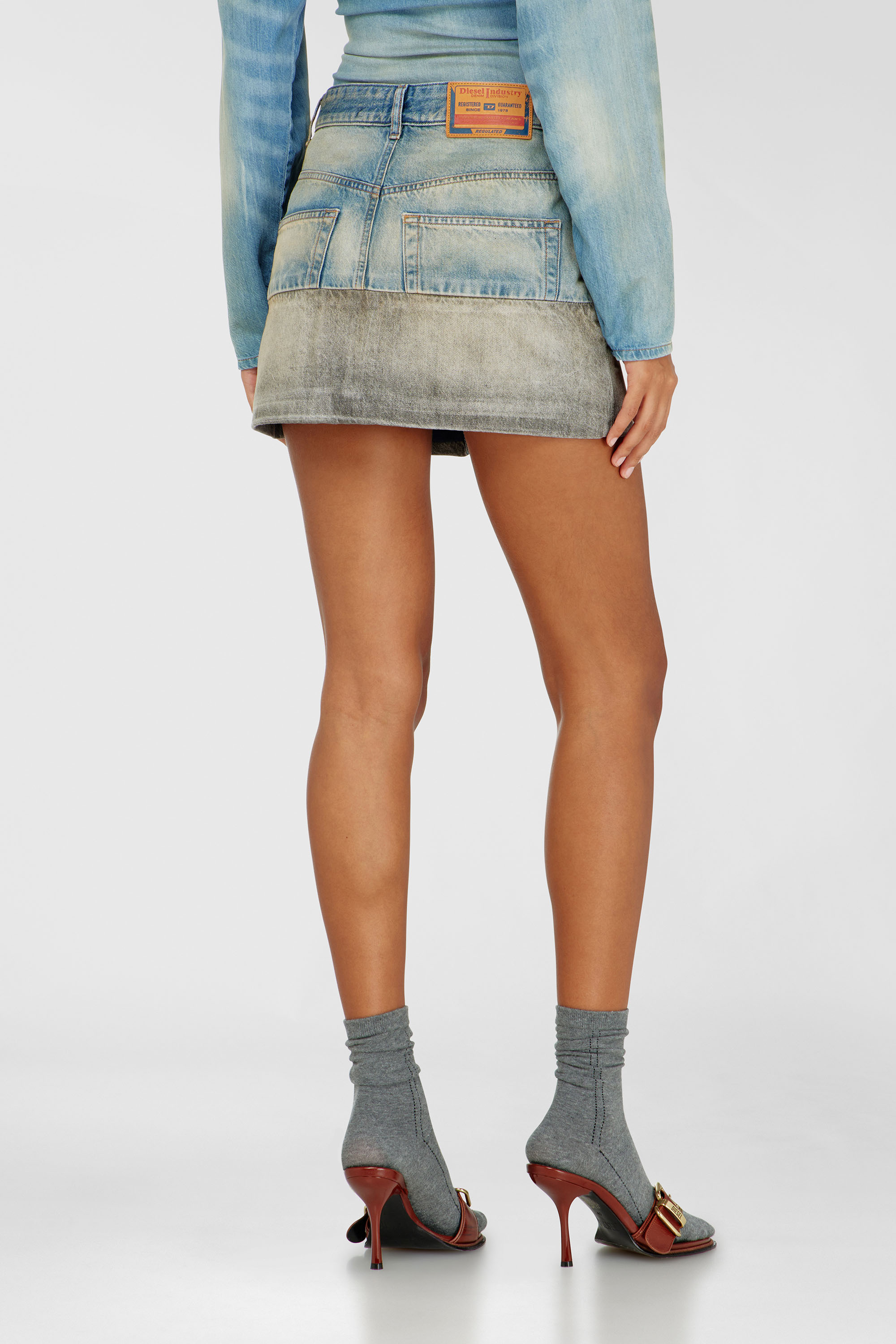 Diesel - DE-RONEE-S1, Damen Denim-Minirock mit kontrastierendem Saum in null - 3