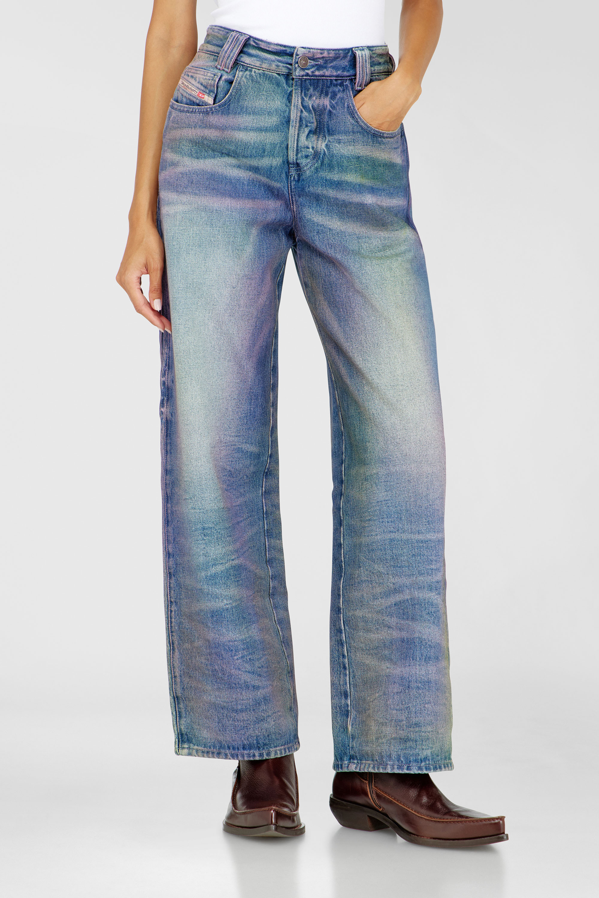 Diesel - Unisex Relaxed Jeans 1982 D-Hakou 007FW, Mittelblau - 6