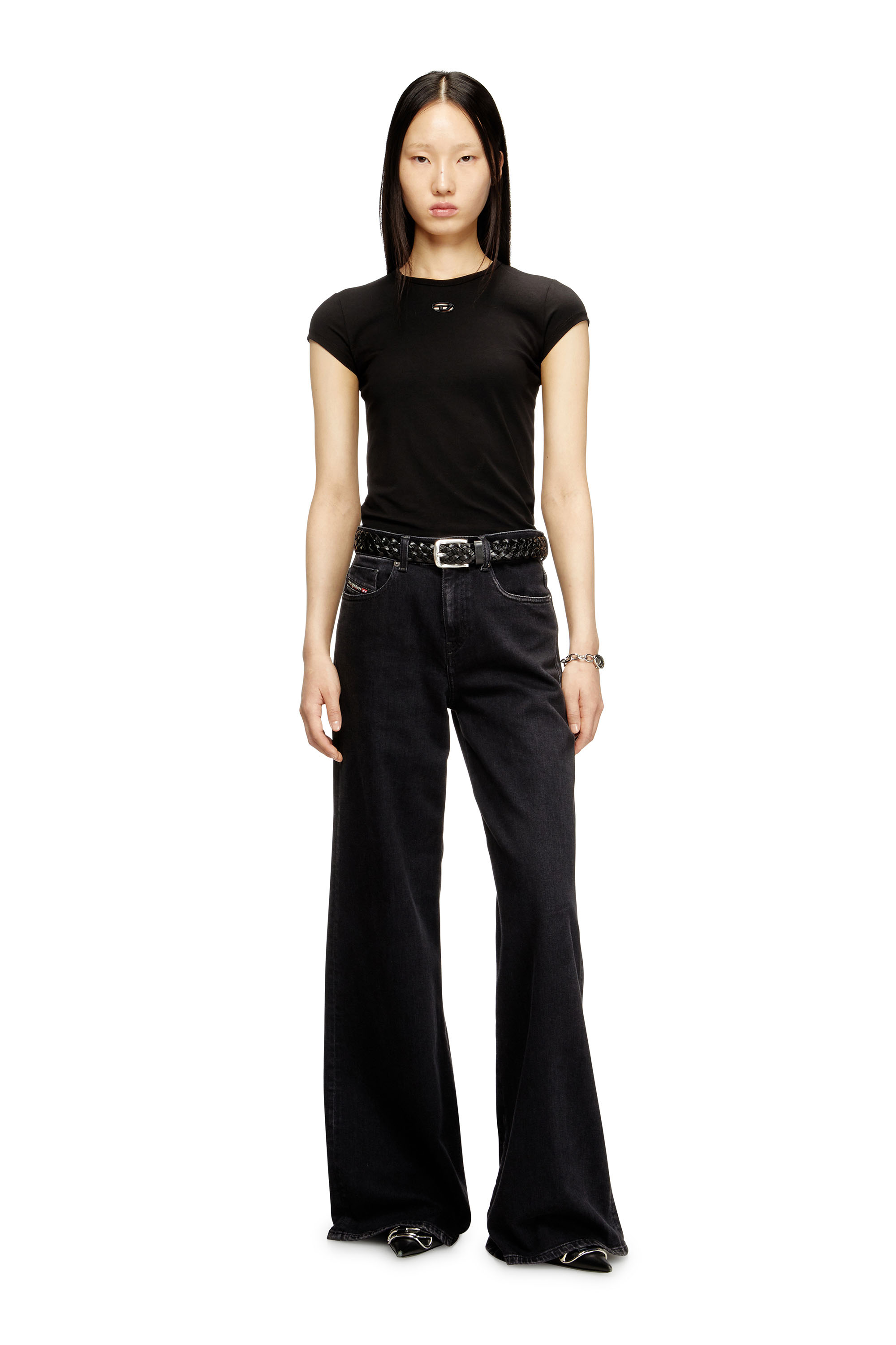 Diesel - T-ANGIE-OD, Damen T-Shirt mit ausgeschnittenem, besticktem Logo in Schwarz - 2