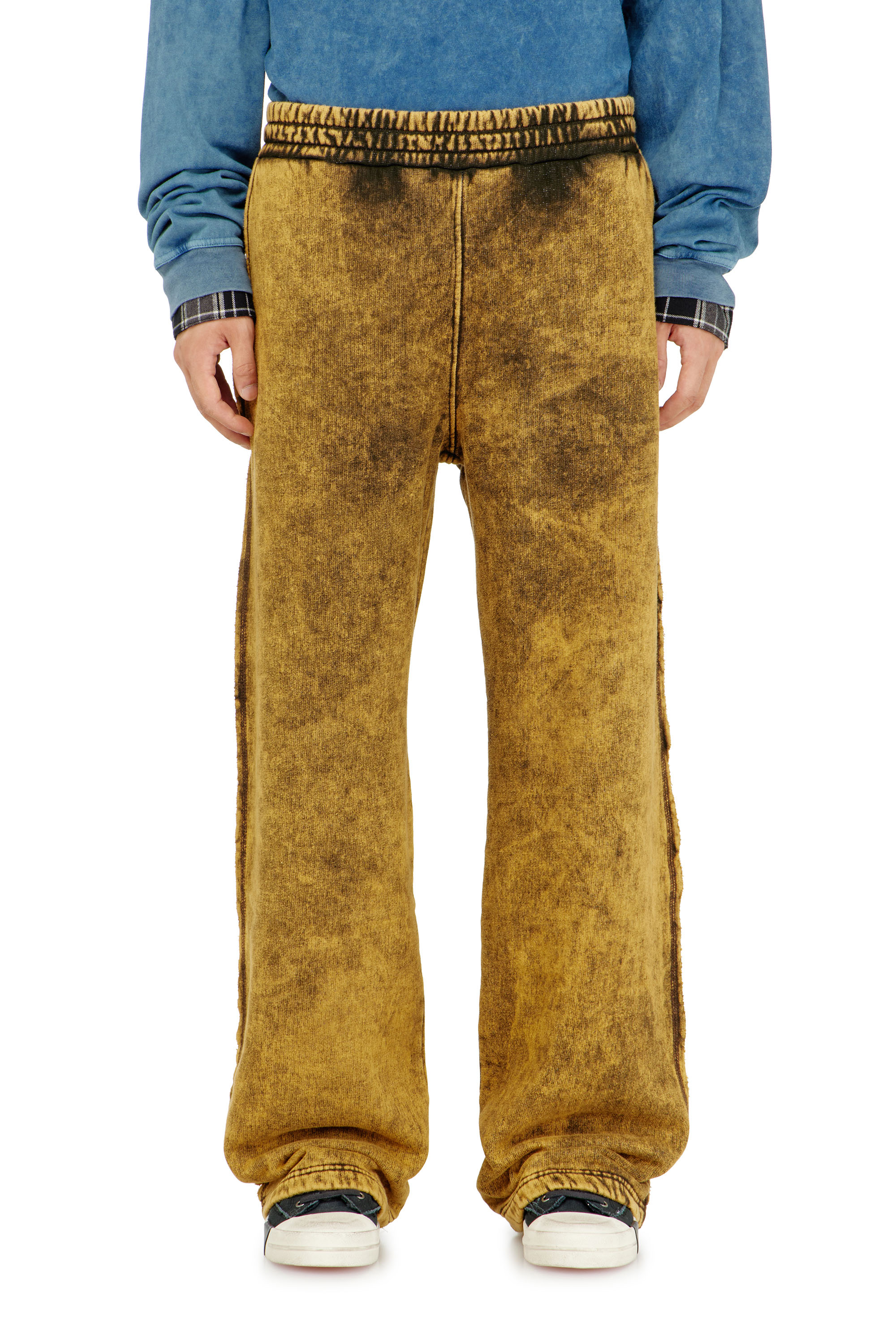 Diesel - P-MARTAINS-RAW, Herren Sweatpants mit acid-wash und offenen Kanten in Braun - 2