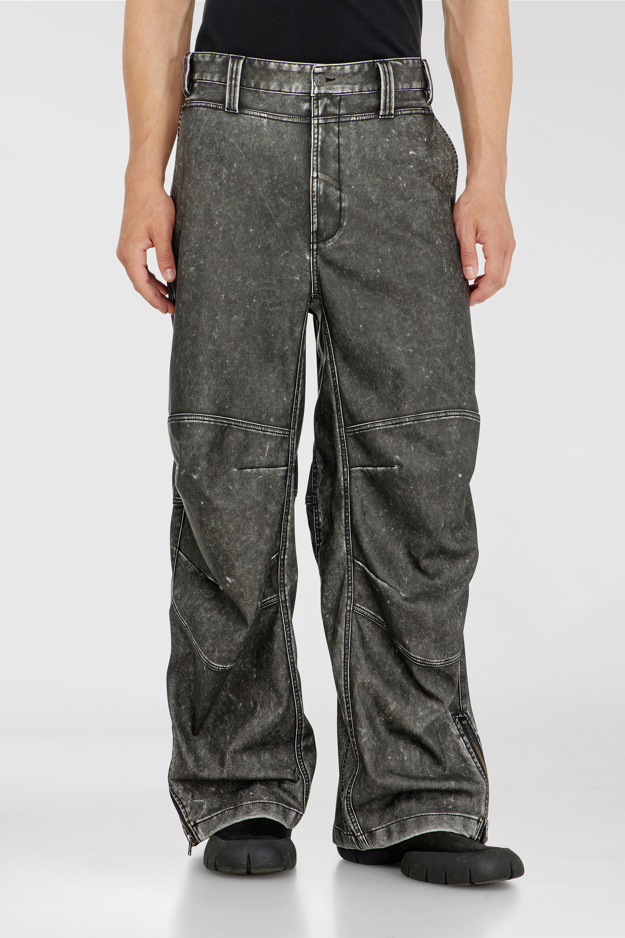 Diesel - P-DELLY-NJCJ, Herren Hose aus Material mit distressed-Effekt in Dunkelgrau - 1