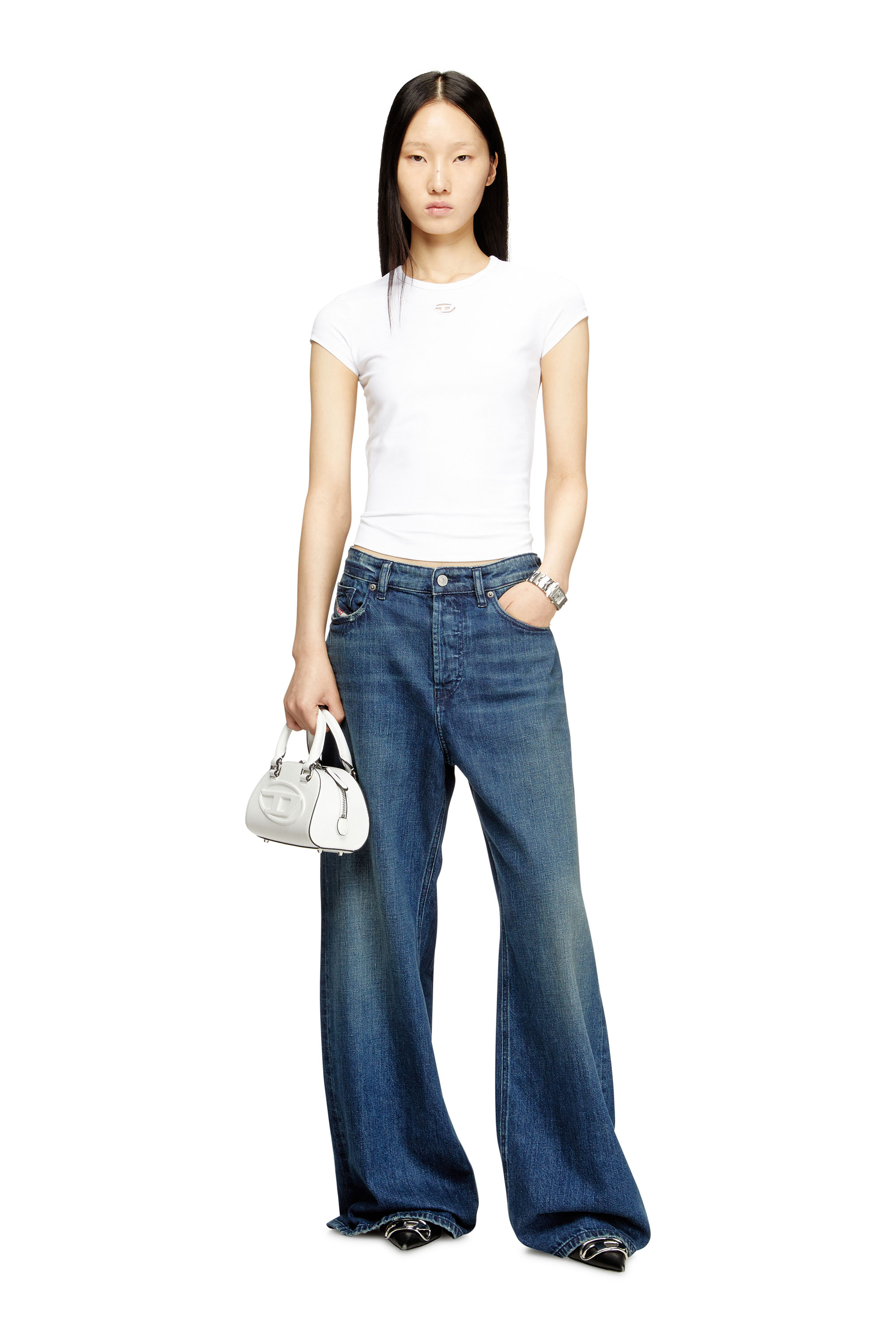 Diesel - T-ANGIE-OD, Damen T-Shirt mit ausgeschnittenem, besticktem Logo in Weiß - 2