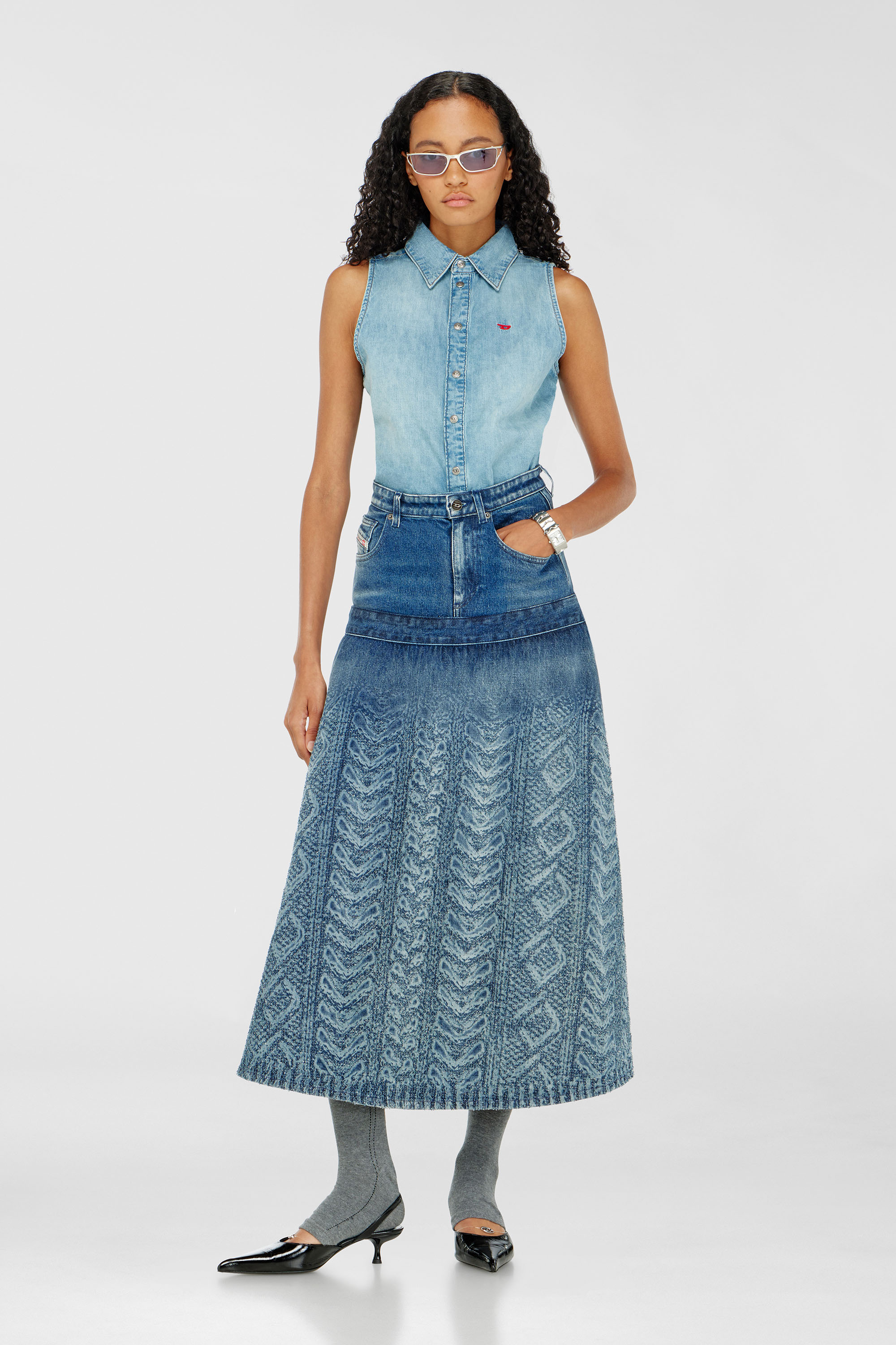 Diesel - DE-EAZY-SL, Damen &Auml;rmelloses Jeanshemd in Hellblau - 2