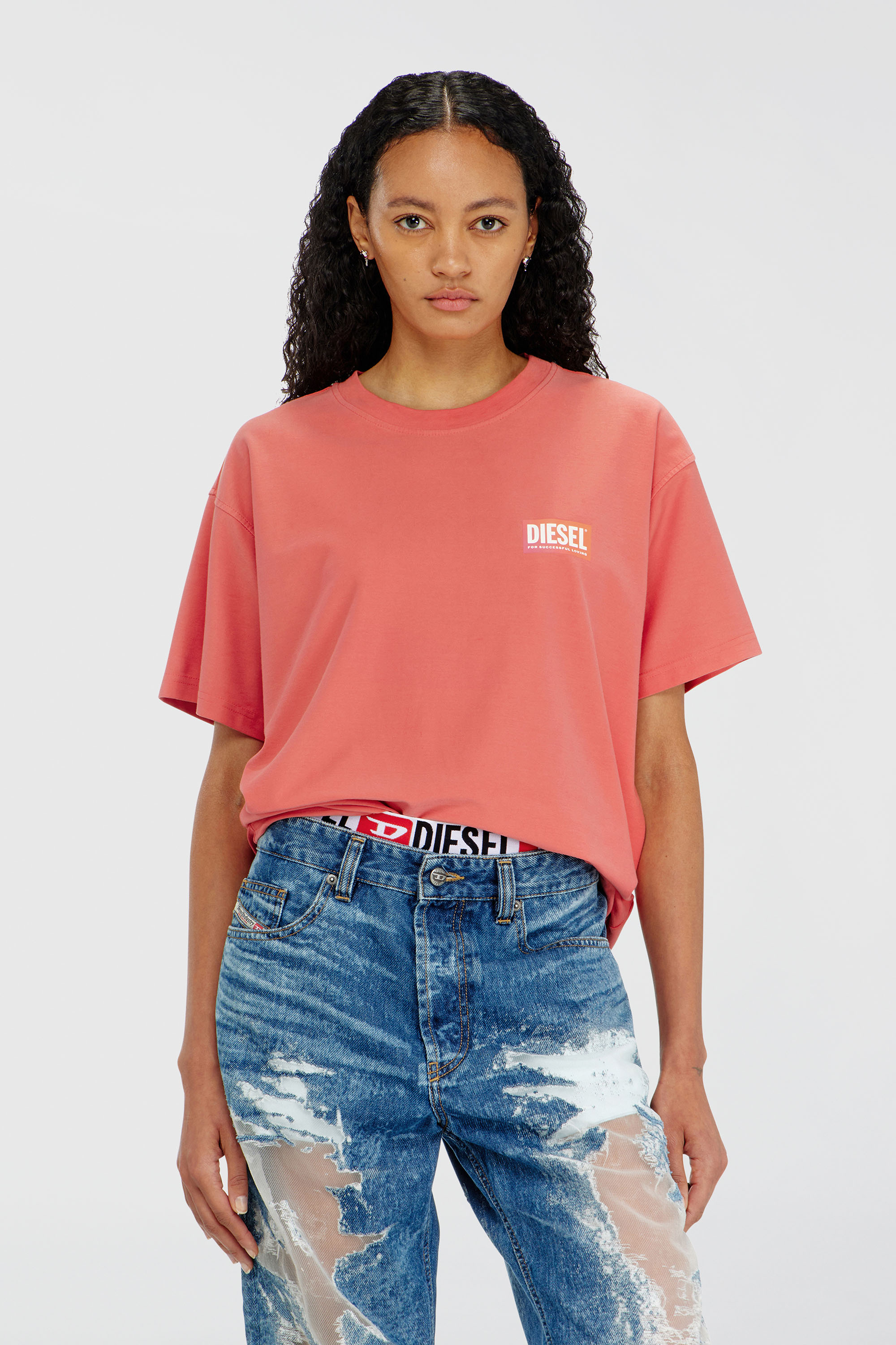 Diesel - PR-T-NORM-CHITIND-R, Unisex T-Shirt mit transparentem Logo auf der R&uuml;ckseite in Korallrosa - 1