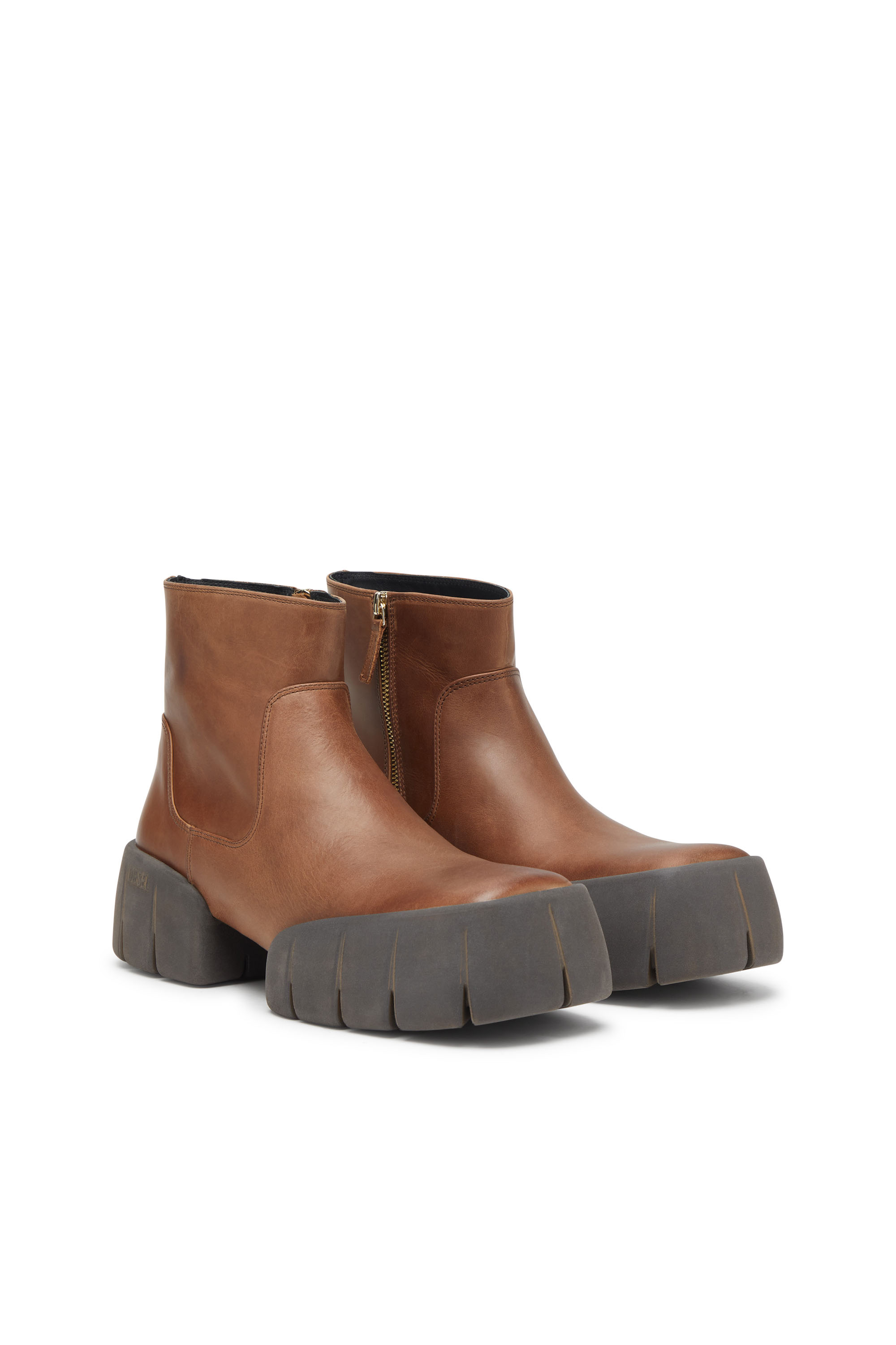 D-TEX BT, Brown Diesel - D-TEX BT, Man's D-Tex-Oiled leather ankle boots with split sole in Brown - 2