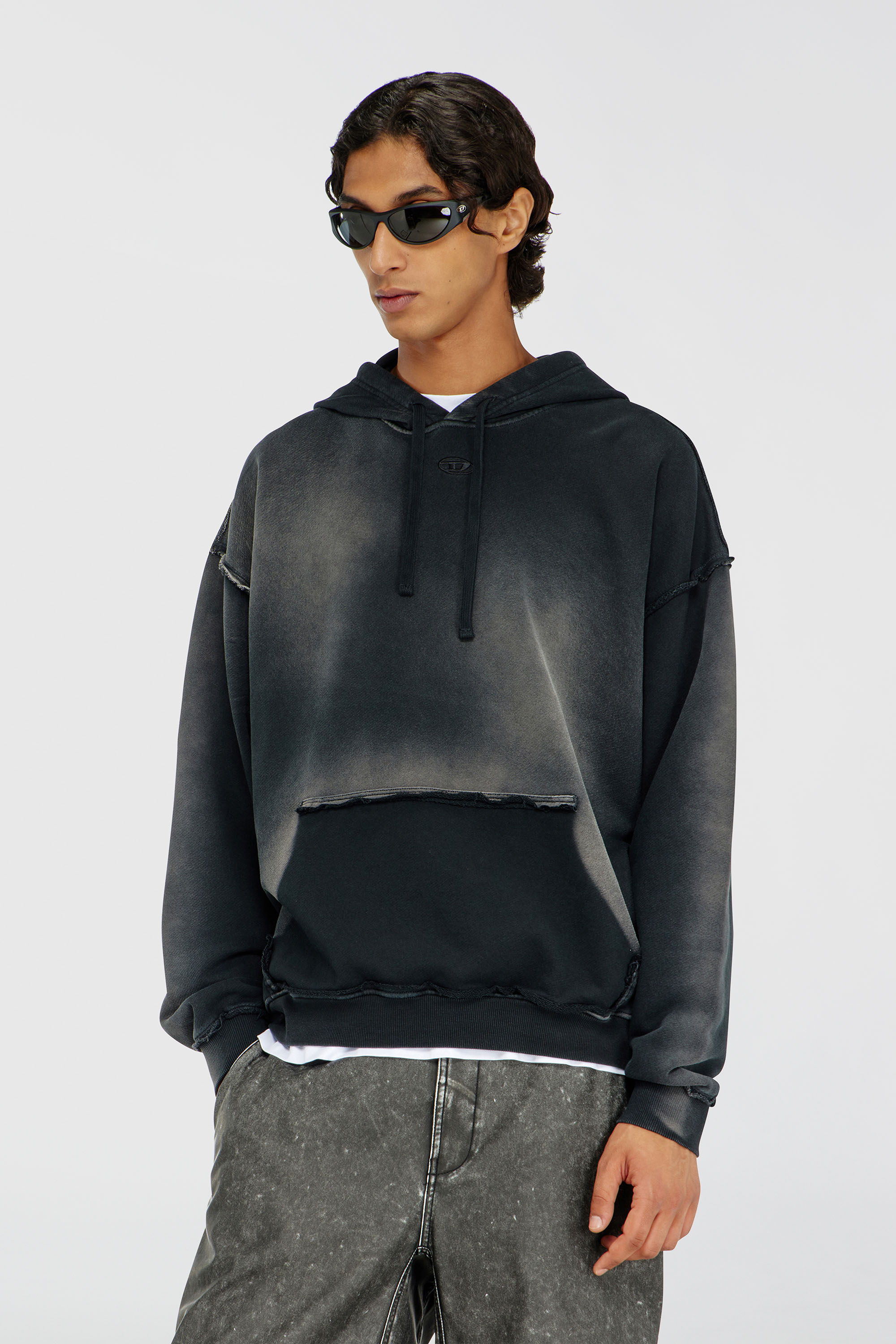 Diesel - S-POCK-HOOD, Herren Verblasster Baumwoll-Hoodie mit ausgefransten Details in Schwarz/Grau - 3