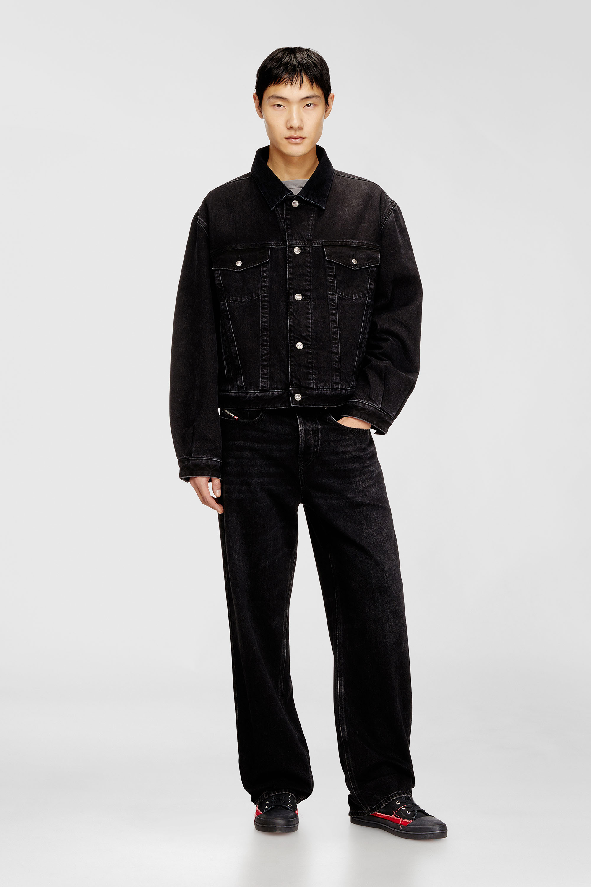 Diesel - D-RANGER-T, Unisex Gesteppte Truckerjacke aus Denim in Schwarz - 1