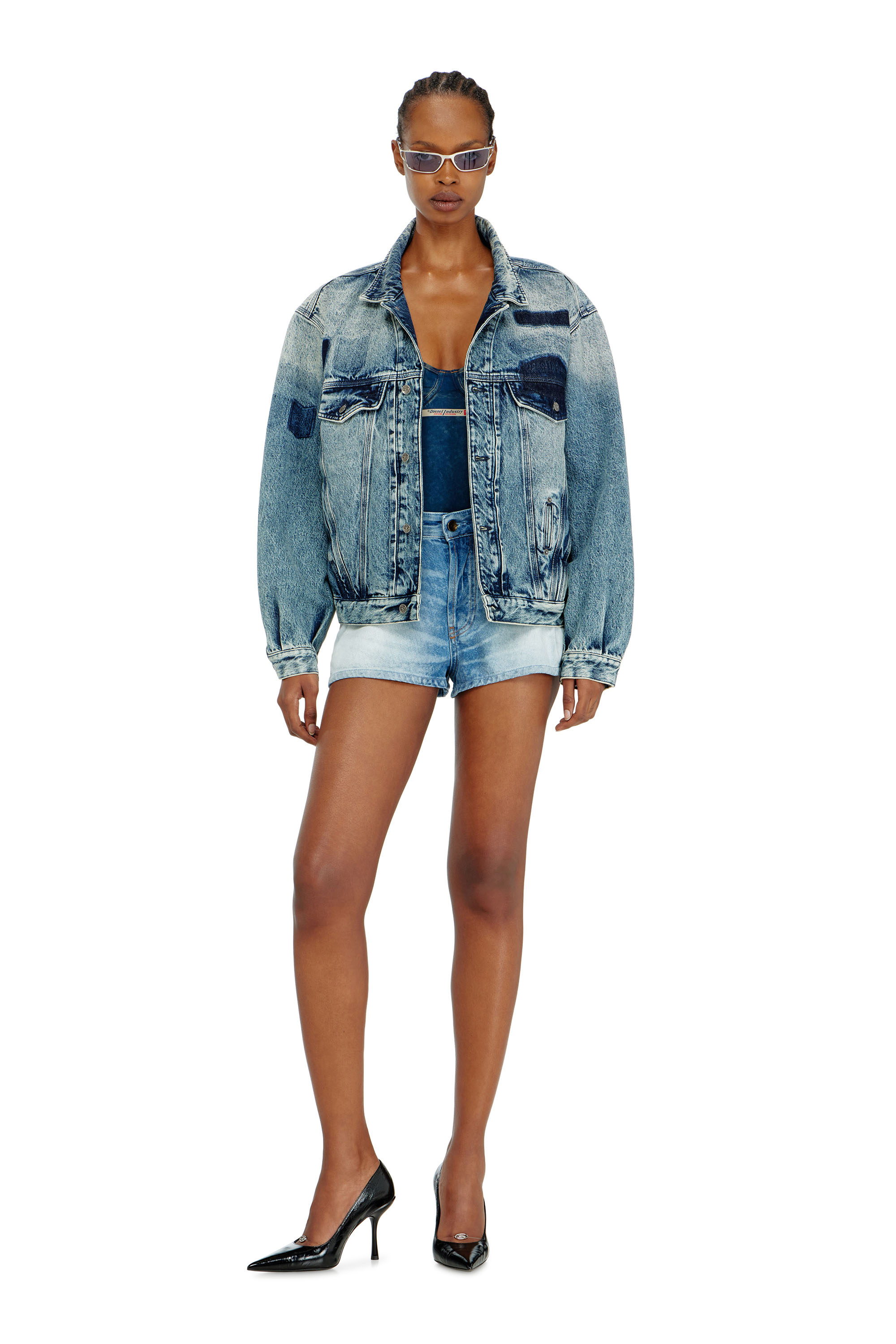 Diesel - D-DENVER-S2, Unisex Trucker-Jacke mit Patch-Effekten in Mittelblau - 7