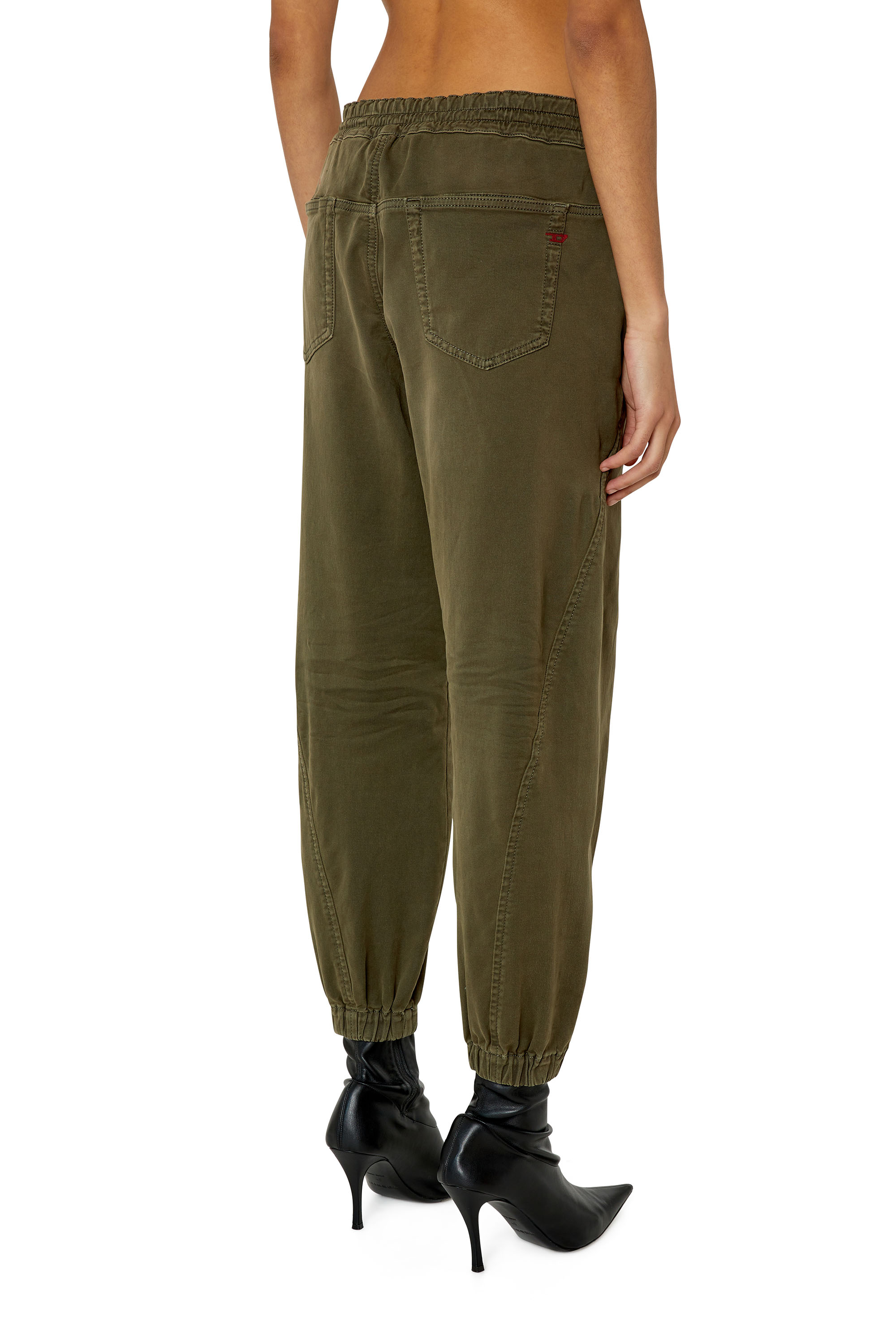 Diesel - Krailey JoggJeans® 0670M Boyfriend, Armeegrün - Image 2