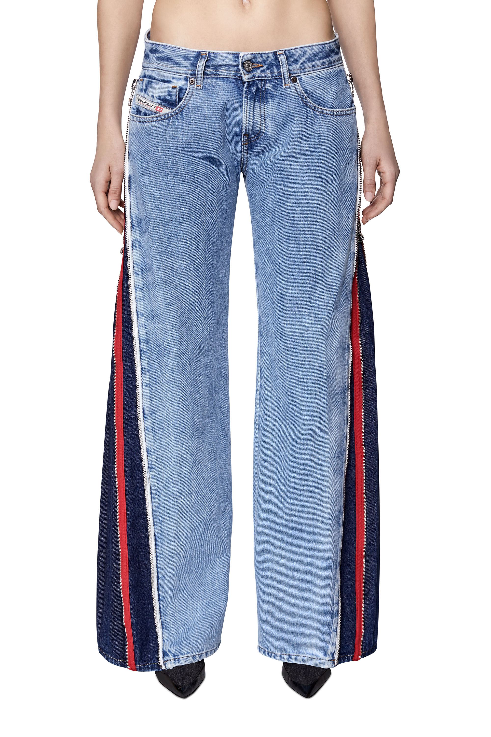 Diesel - 2002 09D17 Straight Jeans, Hellblau - Image 1