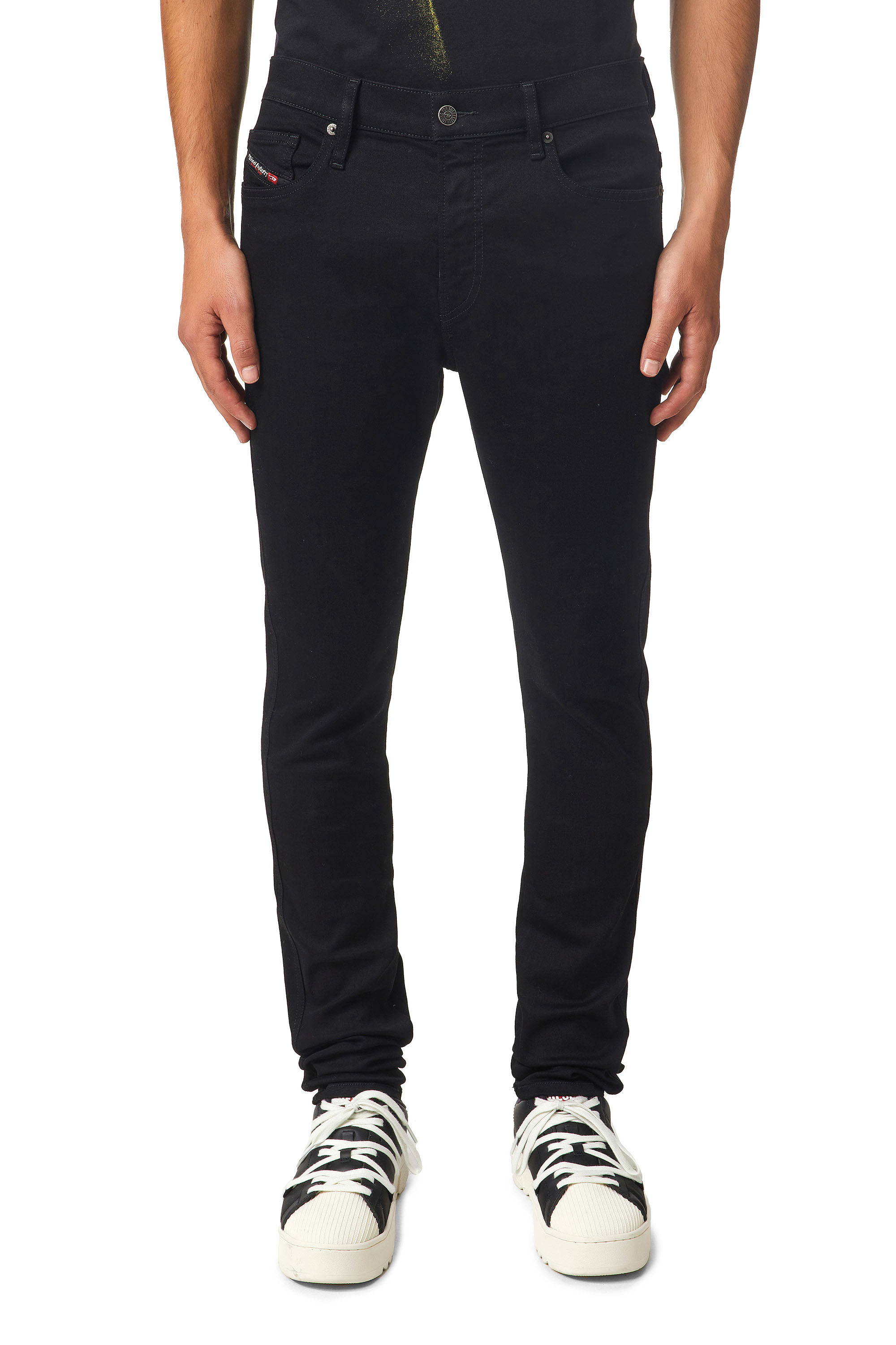 D-Istort 069EF, Schwarz/Dunkelgrau - Jeans